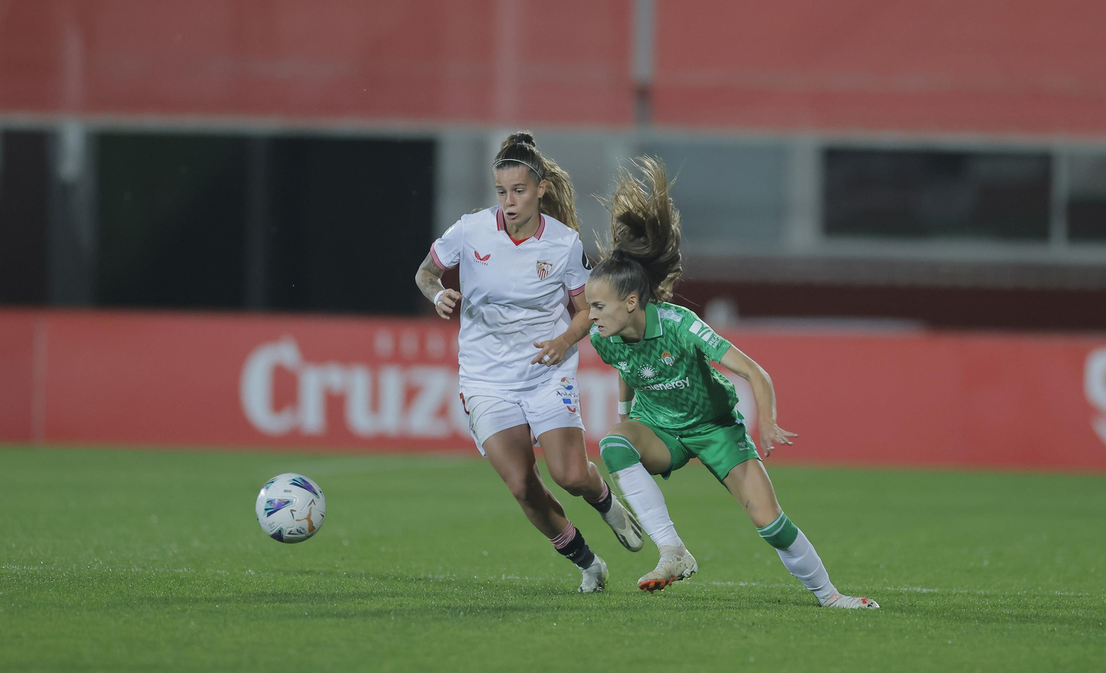 Las fotos del Sevilla-Betis féminas