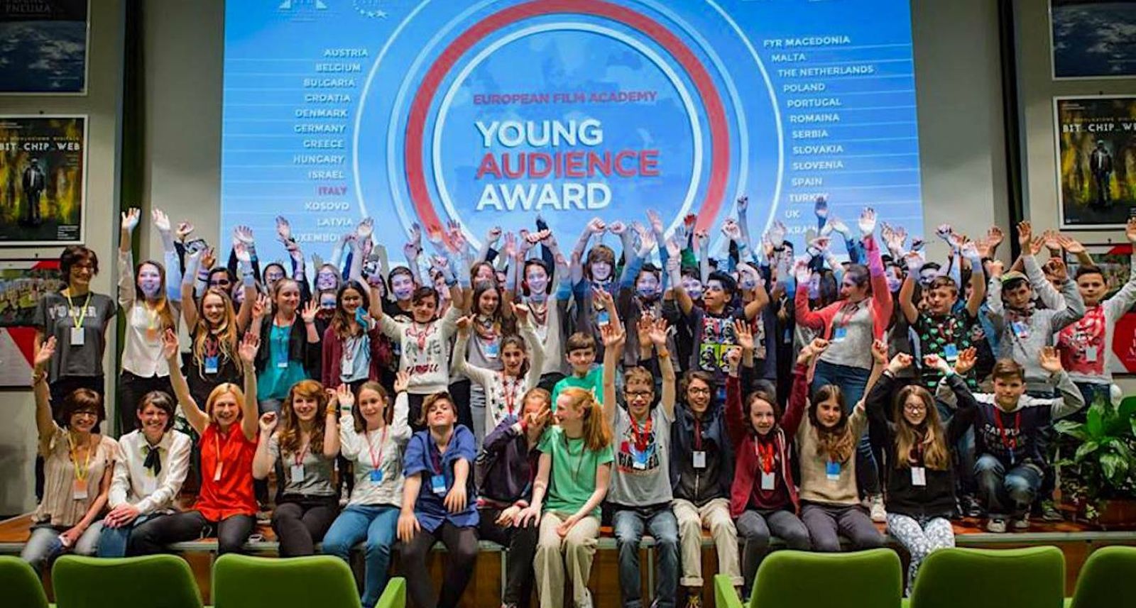 Adolescentes preparados para votar a la mejor película joven del cine europeo