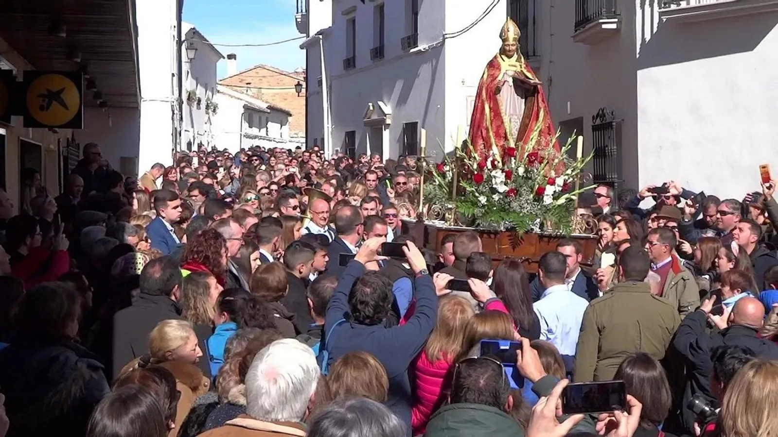 La Festividad de San Blas atrae cada año a cientos de visitantes a Benaocaz