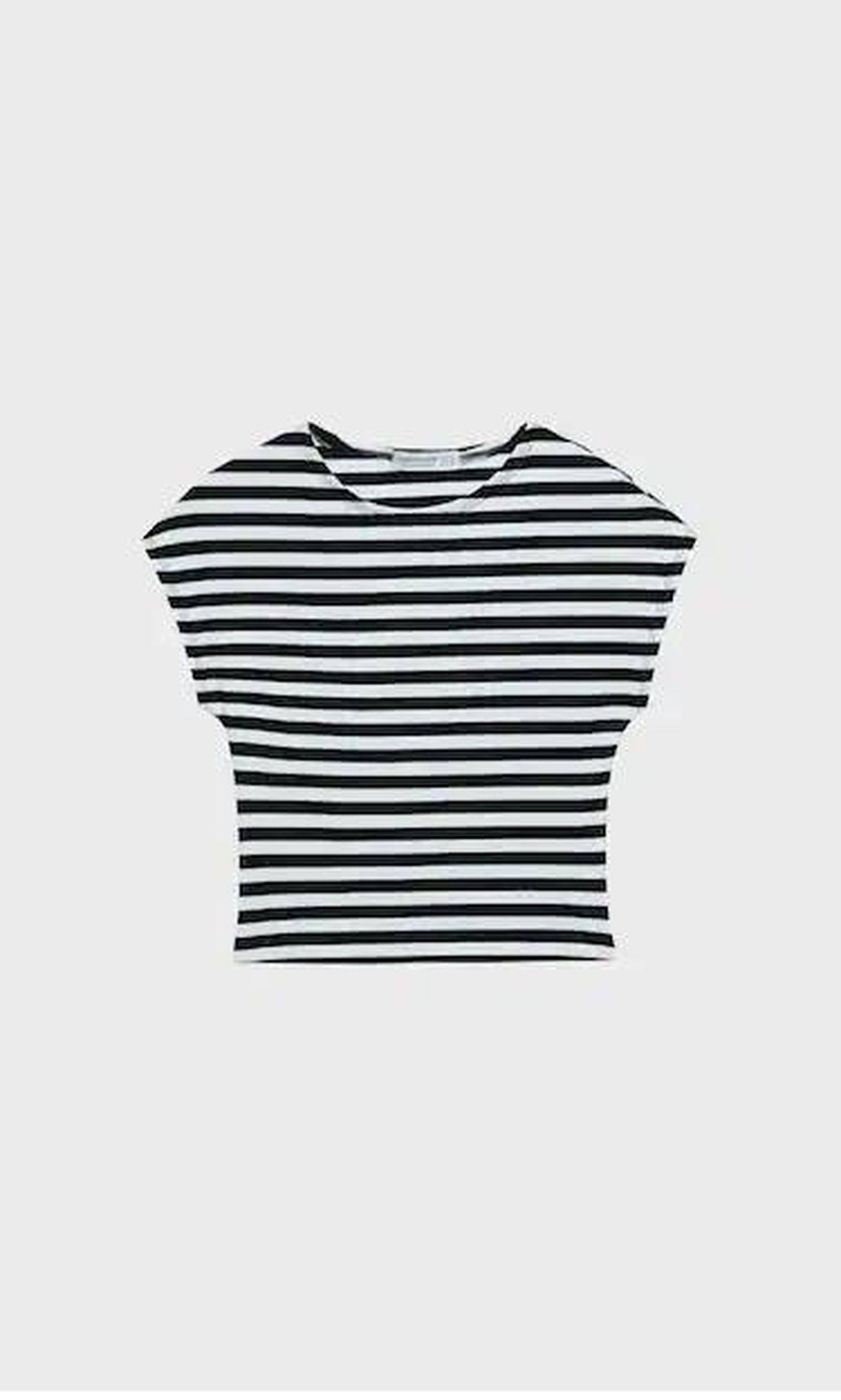 Camiseta de rayas de Stradivarius.