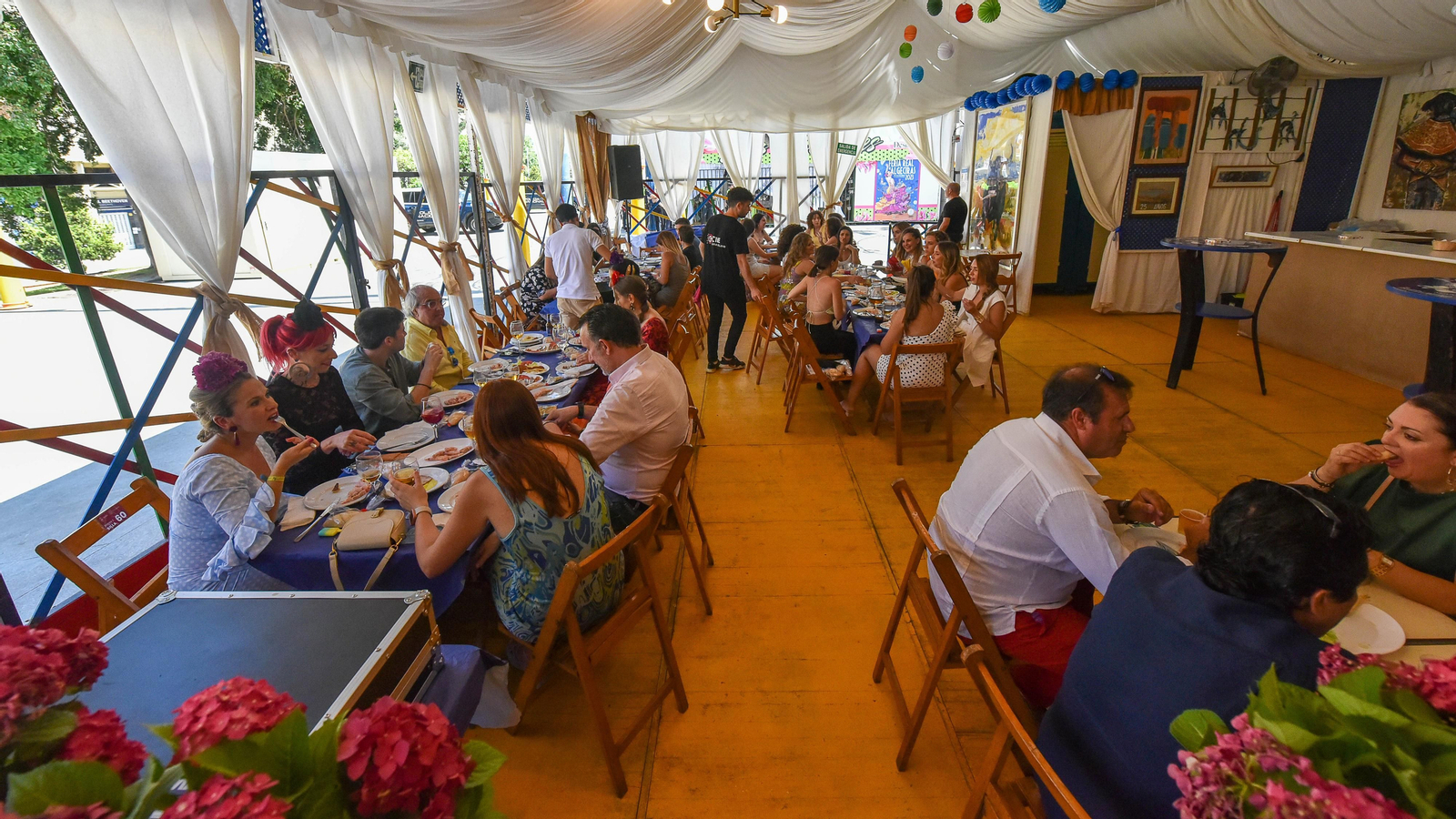 Fotos del ambiente en el jueves de la Feria Real de Algeciras