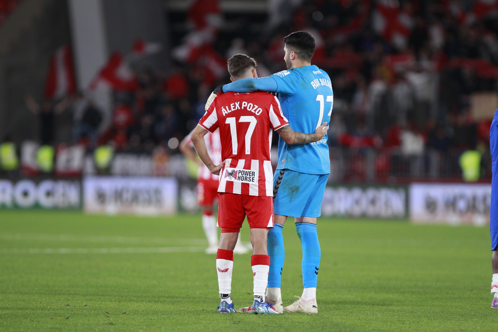 Imágenes del partido de fútbol U.D. Almería-Real Betis Balompié