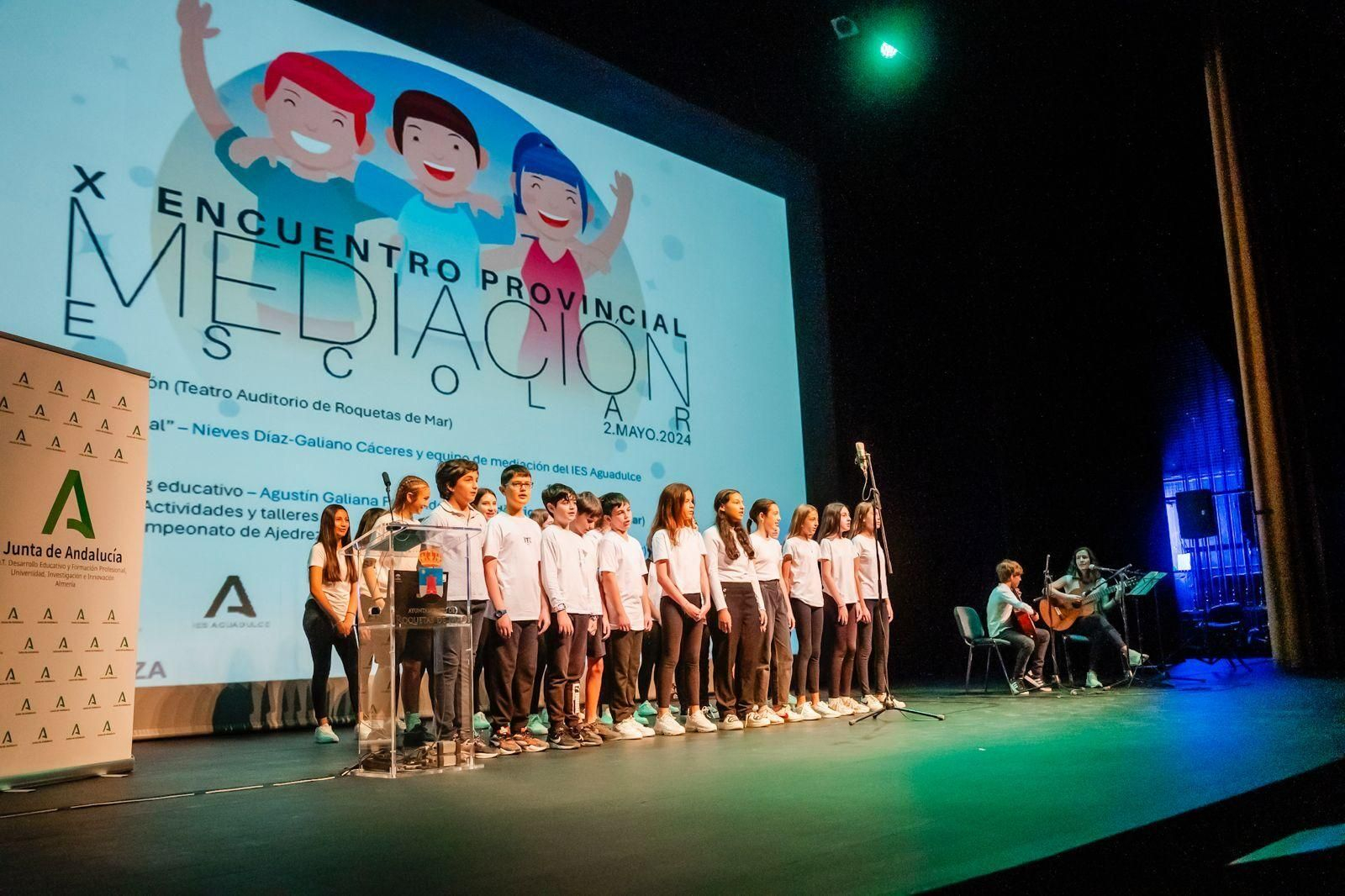 El Teatro Auditorio de Roquetas de Mar fue sede del Encuentro Provincial de Mediación Escolar.