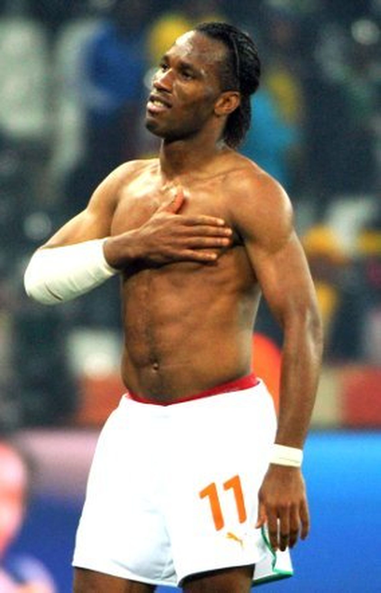 Costa de Marfil vence sin milagros a Corea del Norte (0-3)