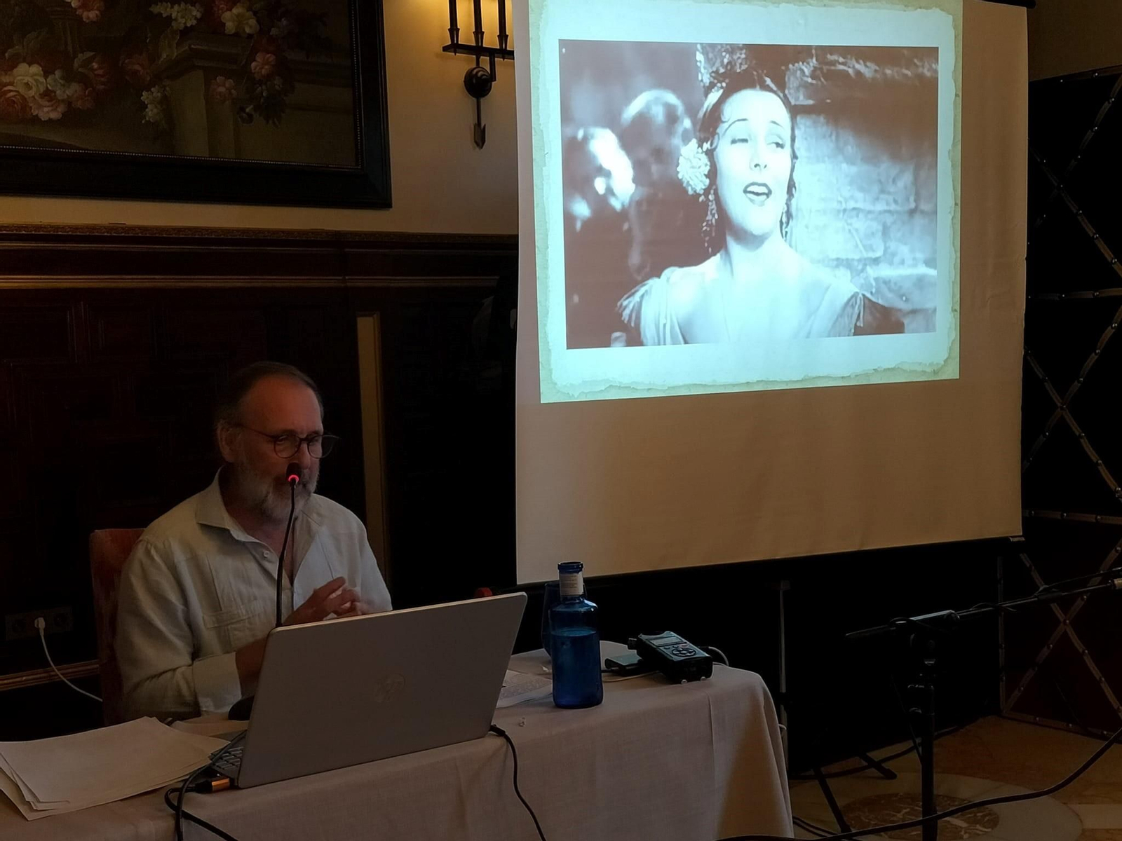 Manuel Naranjo, en una imagen reciente de una conferencia.