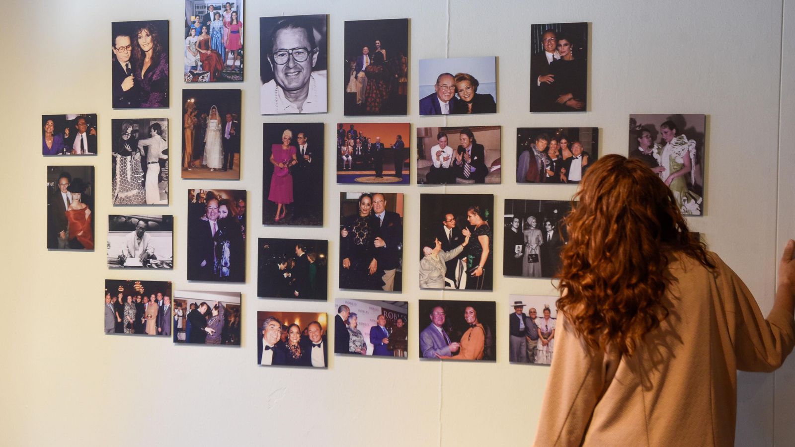 Las fotos con las famosas a las que Tony Benítez ha vestido.