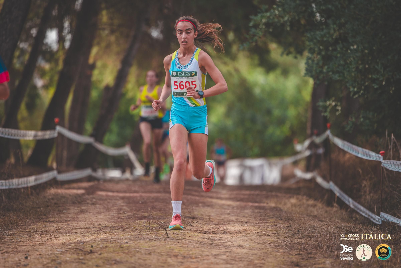 Búscate en las fotos del Cross de Itálica 2025 | 4