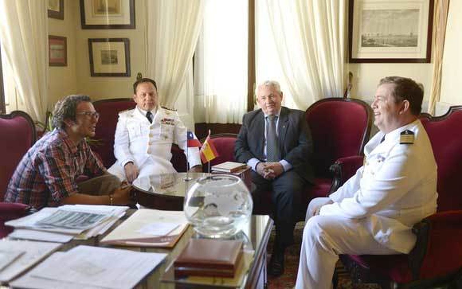 El alcalde recibe a Francisco Marambio con motivo de la Semana de Chile