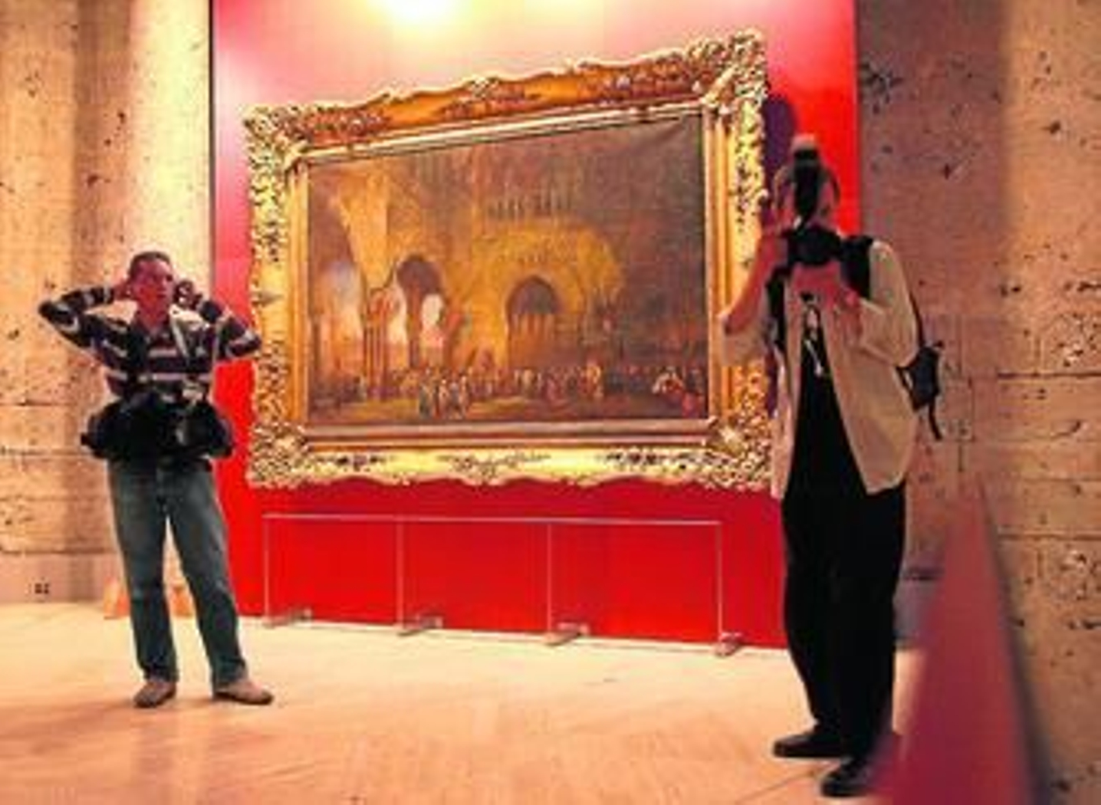 Un momento de la inauguración de la exposición, ayer, en el Palacio de Carlos V.