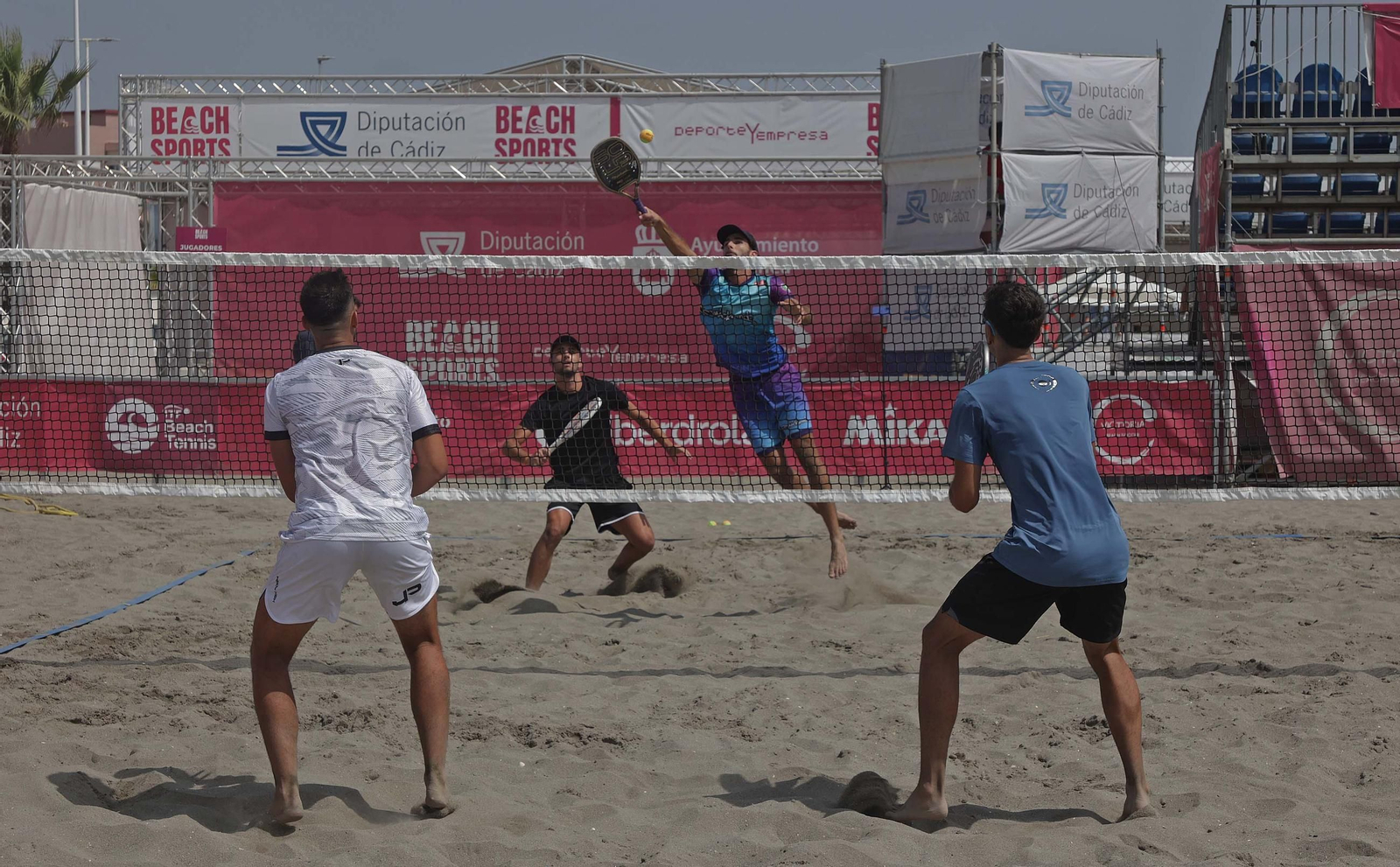 Fotos del ITF BT100 Diputación de Cádiz de tenis playa en La Línea