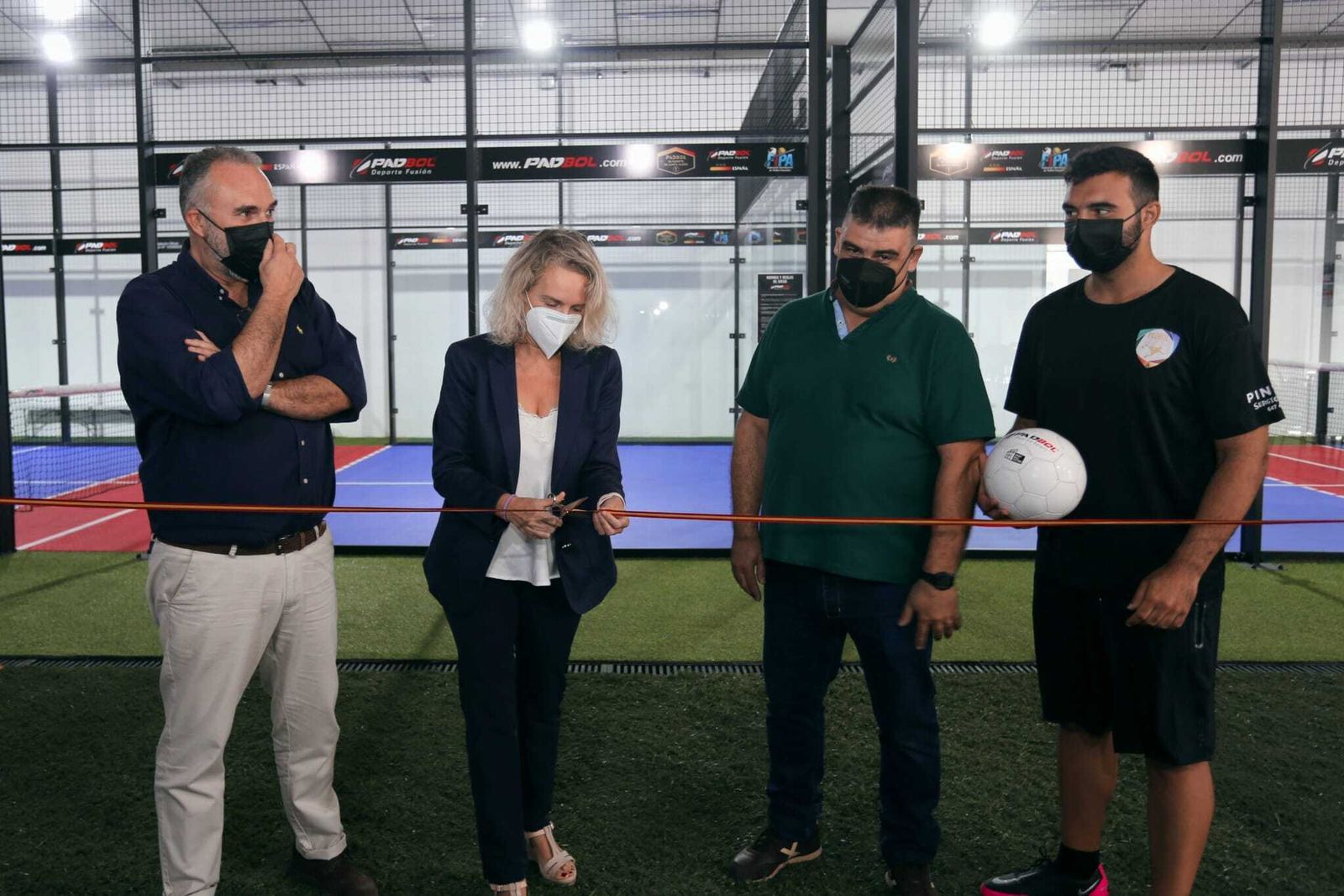 La inauguración de las pistas de padbol en El Puerto.