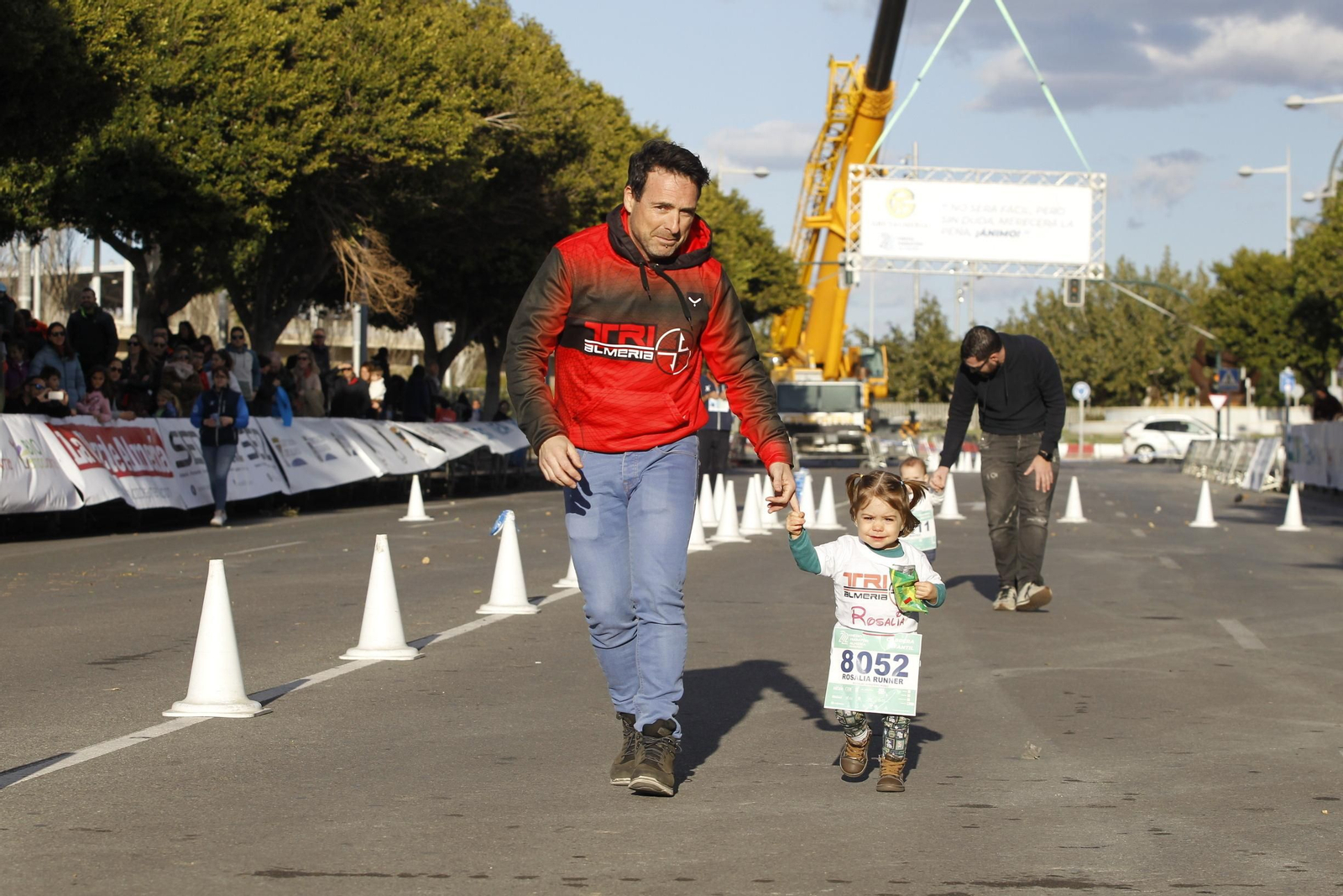 Fotogalería de la Feria del Corredor y las carreras infantiles.