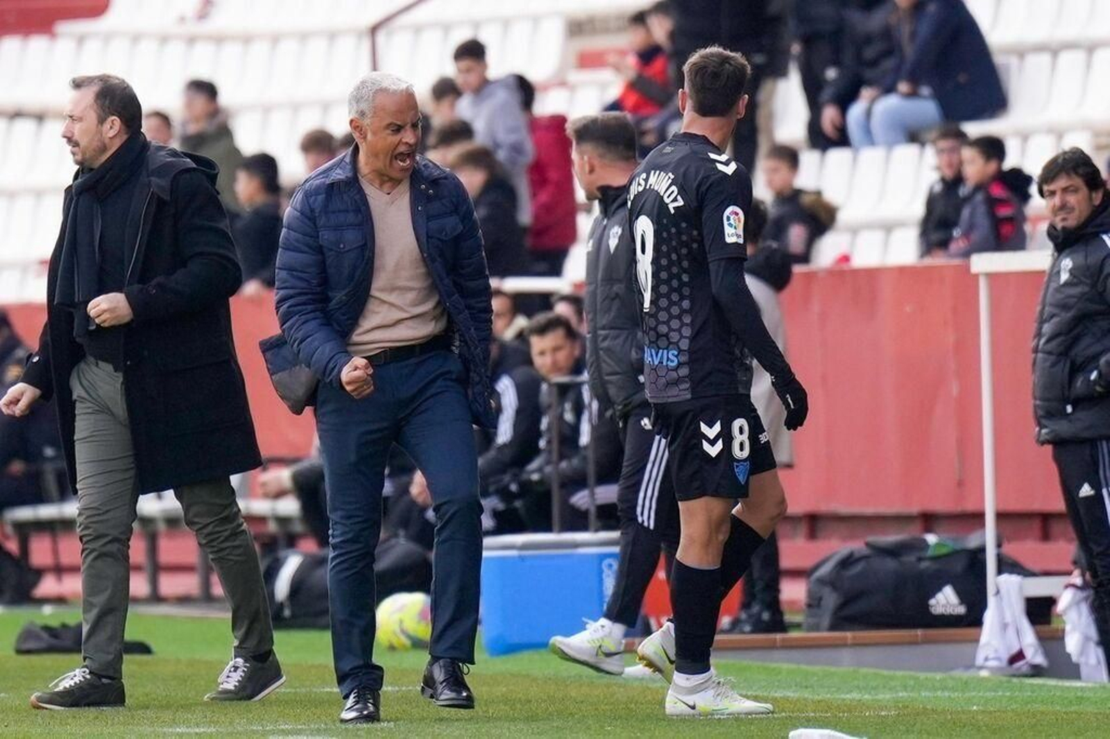 Pellicer rabioso tras la expulsión de Luis Muñoz. Pellicer rabioso tras la expulsión de Luis Muñoz.
