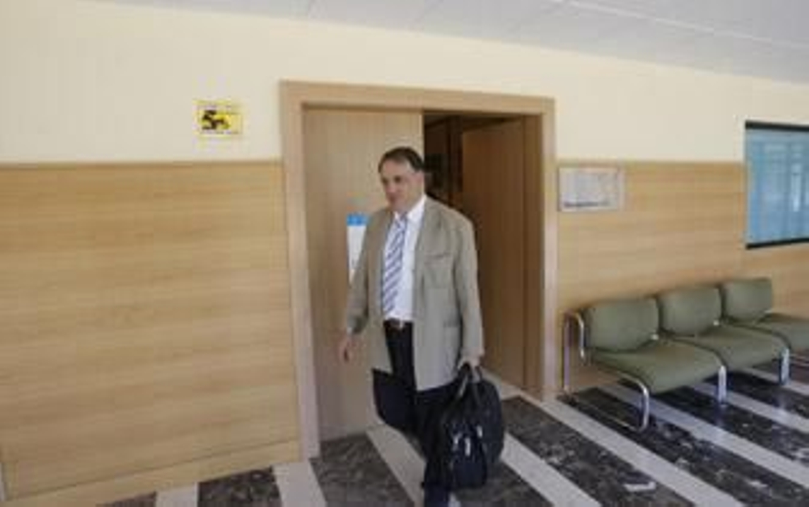 El consejo se reúne convocado por Souza El consejo se reúne convocado por Souza