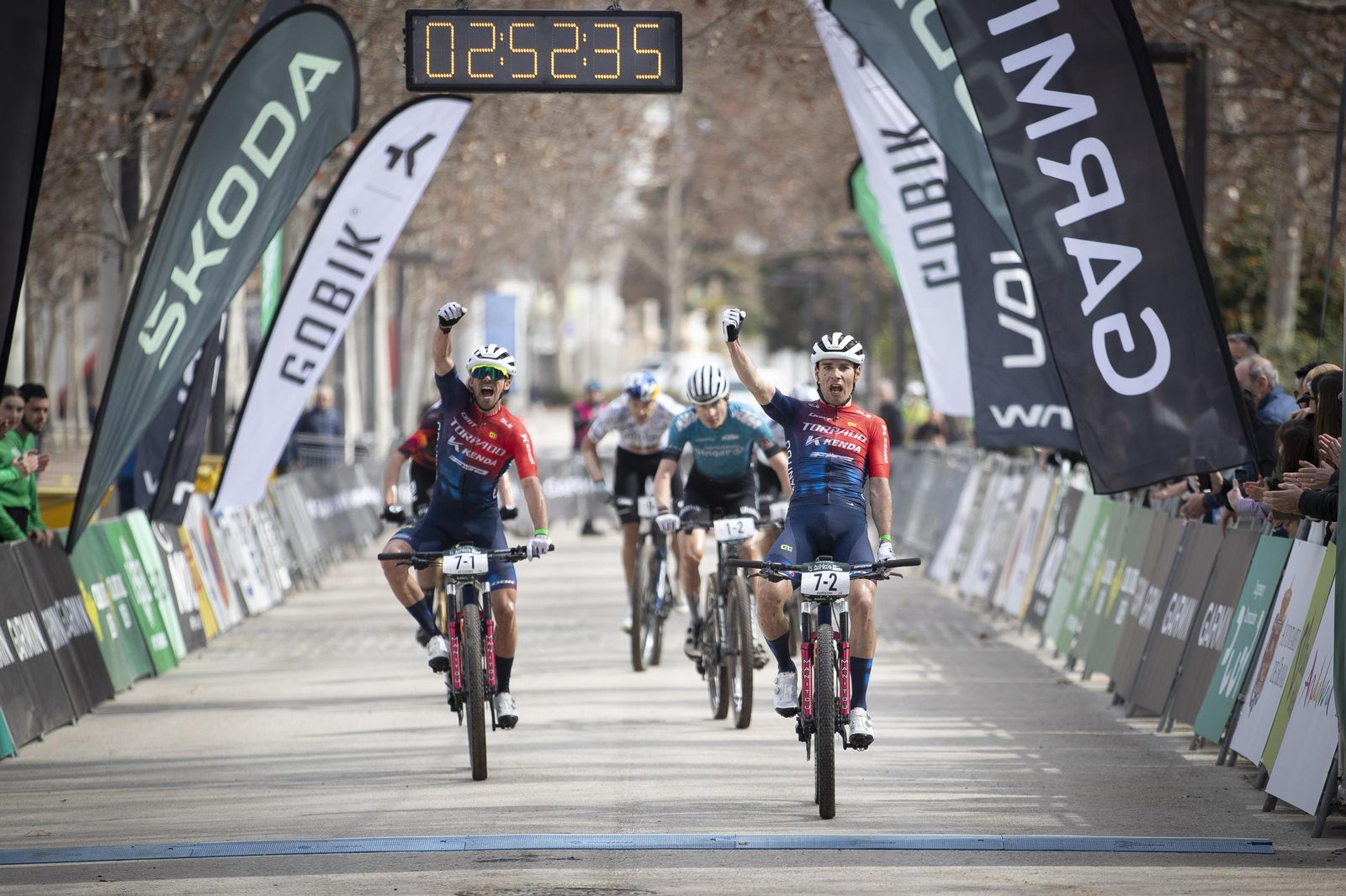 Las mejores imágenes de la primera etapa de la Andalucía Bike Race