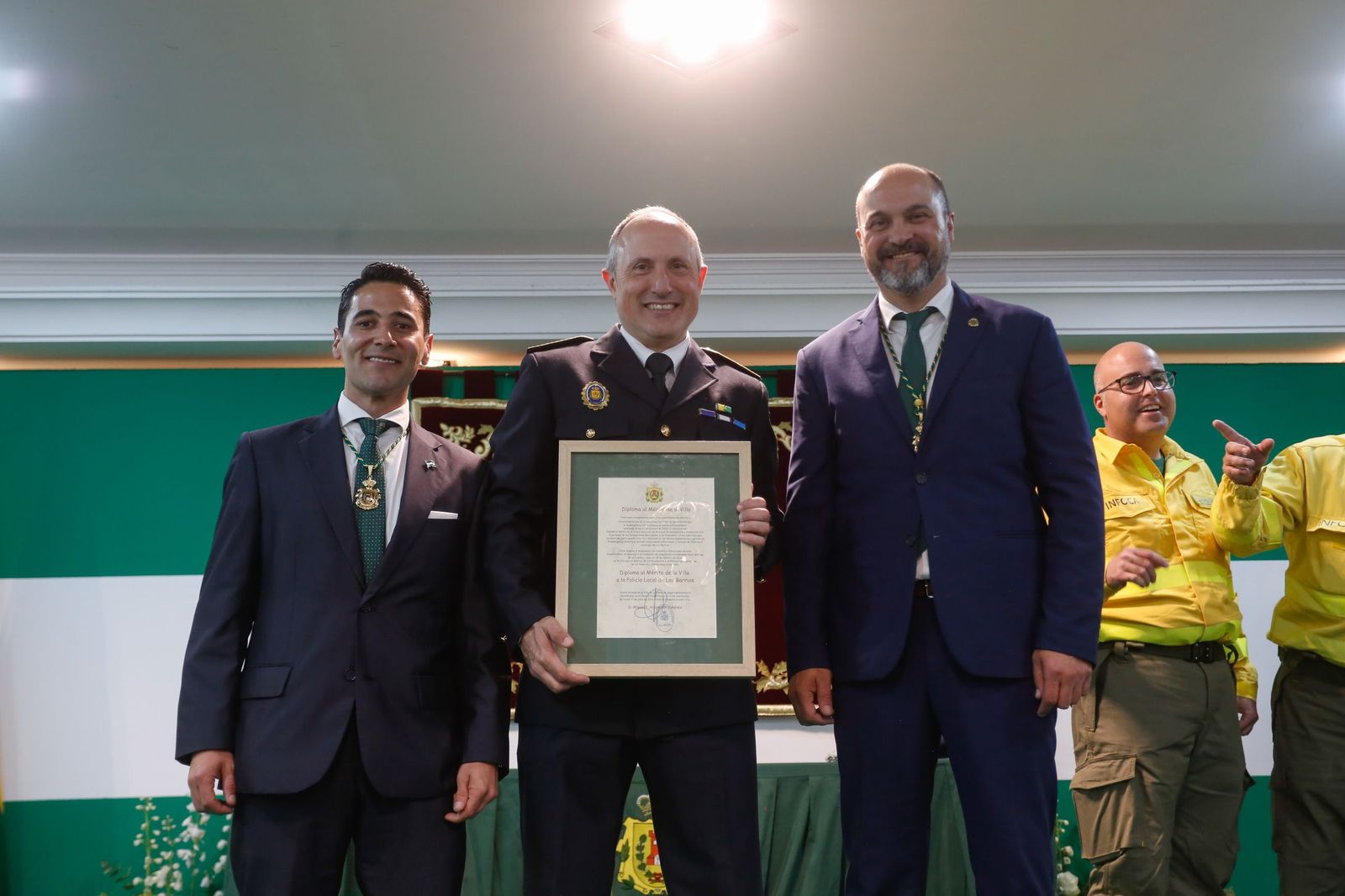 Fotos de la entrega de reconocimientos por el Día de Andalucía en Los Barrios