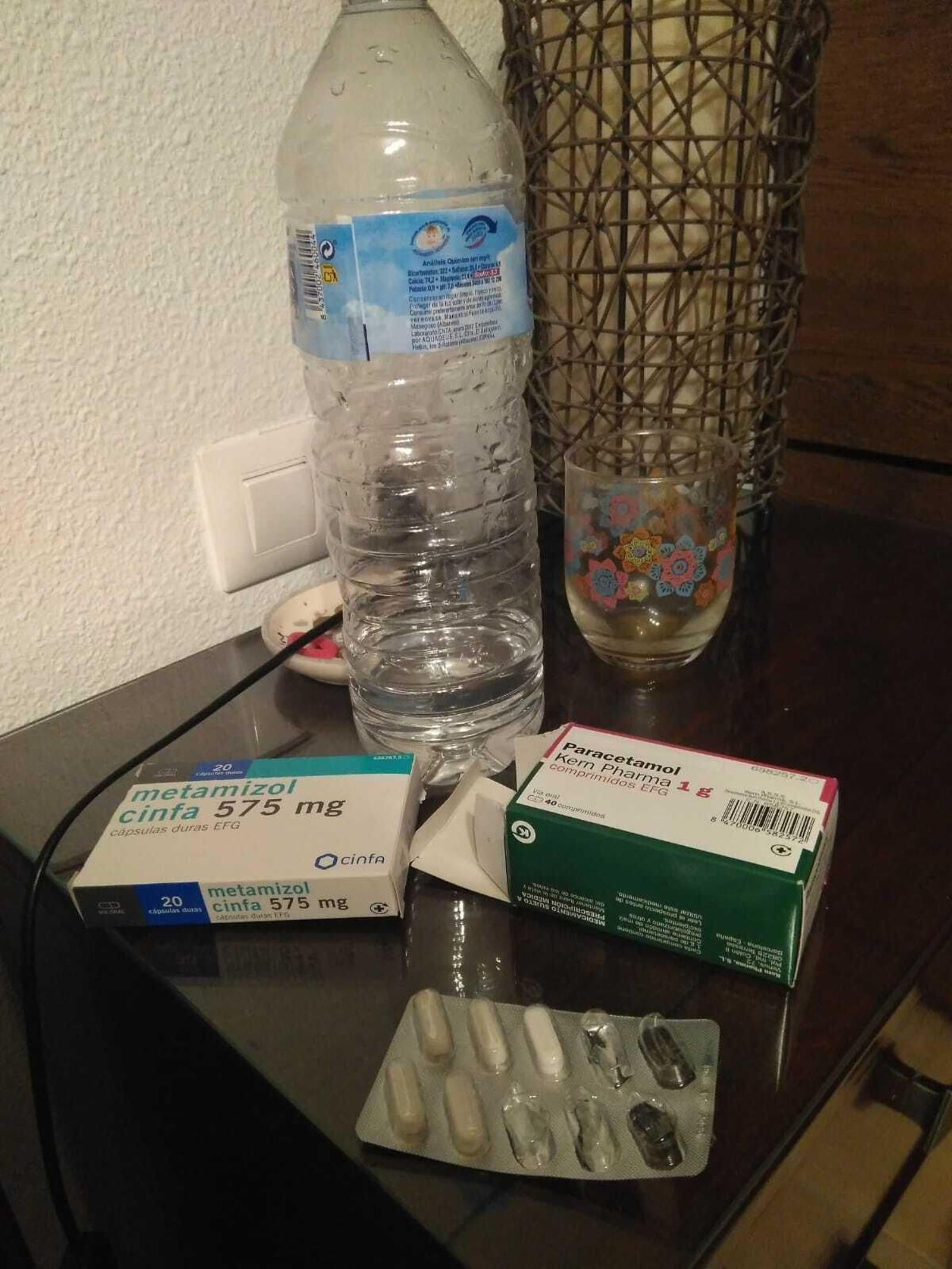 Medicamentos que está tomando por decisión propia, por lo que ha leído estos días en internet y ha visto en las noticias