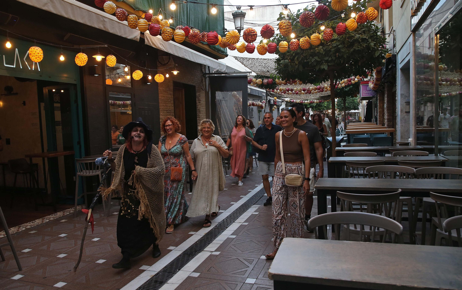 La primera ruta turística teatralizada por el centro de La Línea, en imágenes
