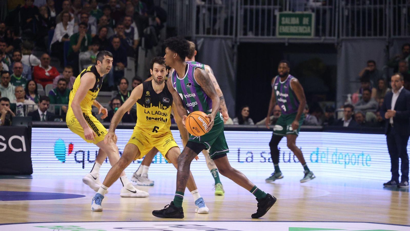 El Unicaja-La Laguna Tenerife, en fotos