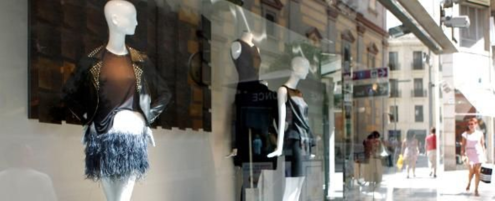 Campaña de Mark Van Der Loo para la firma.