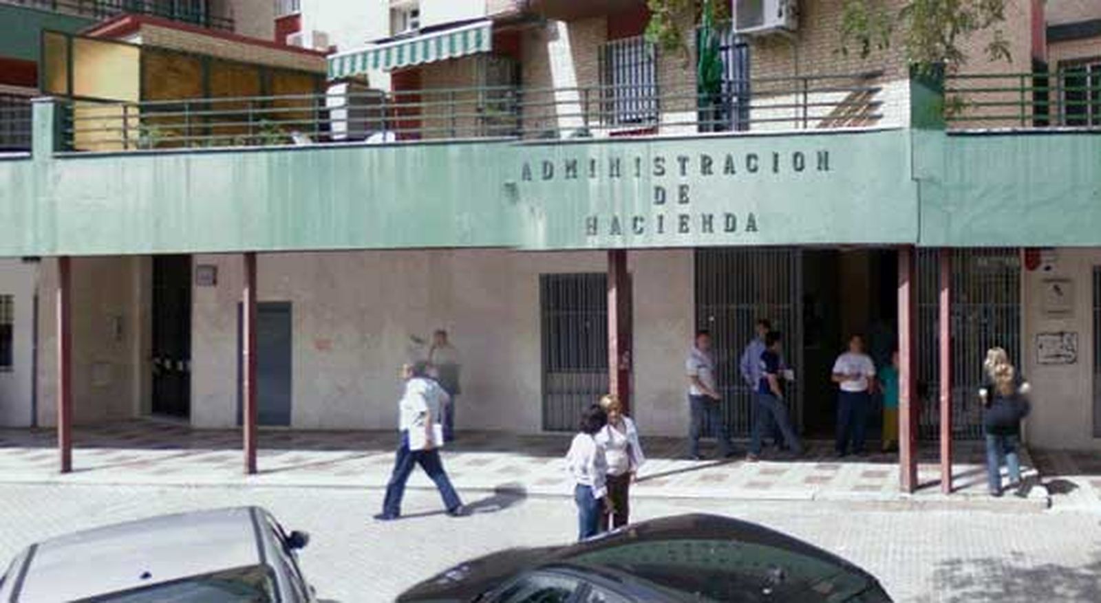 La Agencia Tributaria cierra su delegación en la Macarena