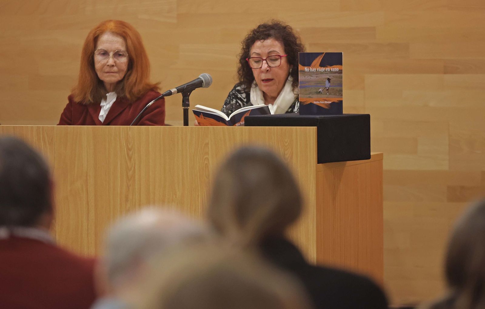 La presentación del libro 'No hay viaje en vano' de Josefina Núñez Montoya, en imágenes