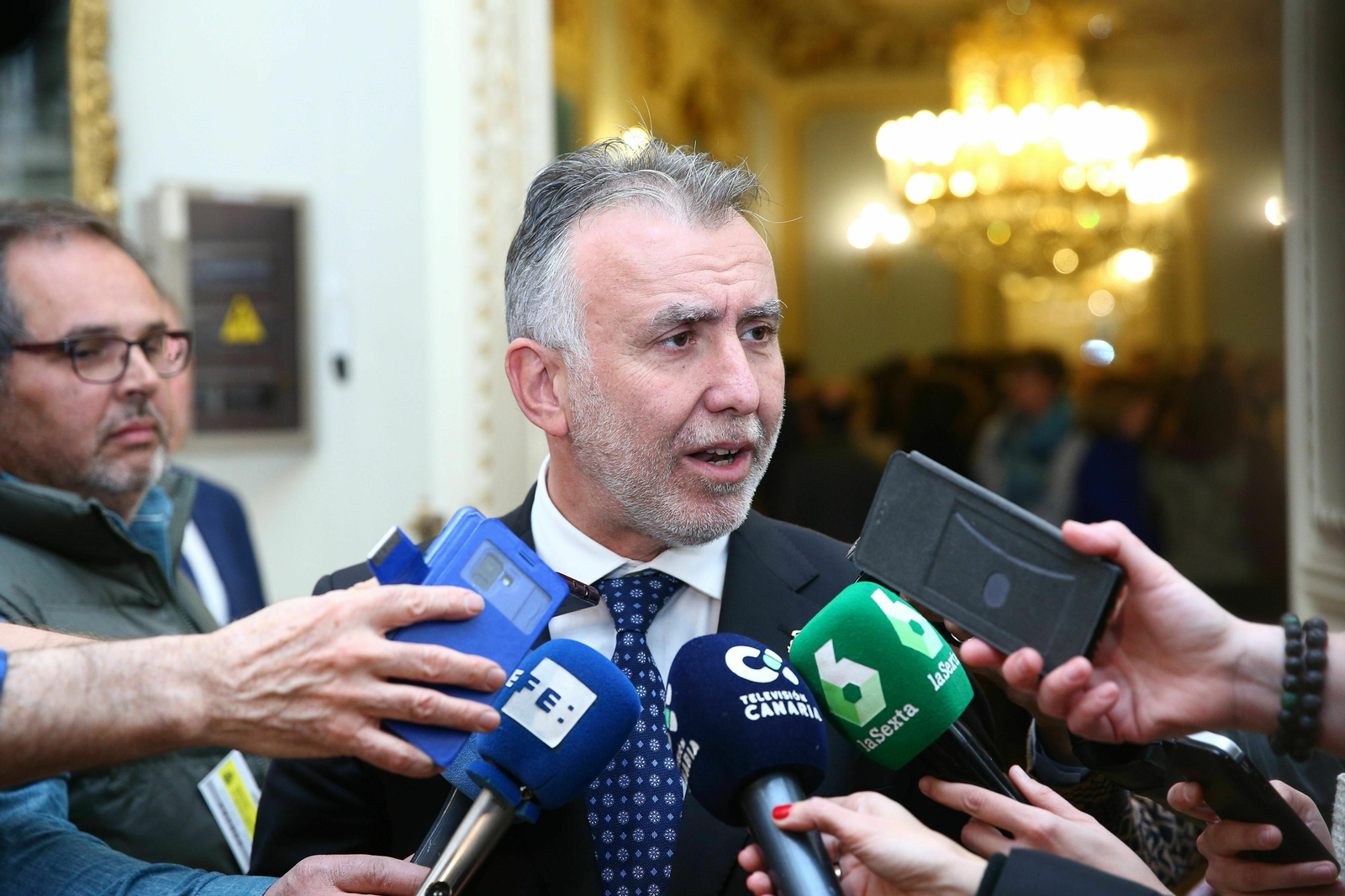 Los ministros reciben sus carteras