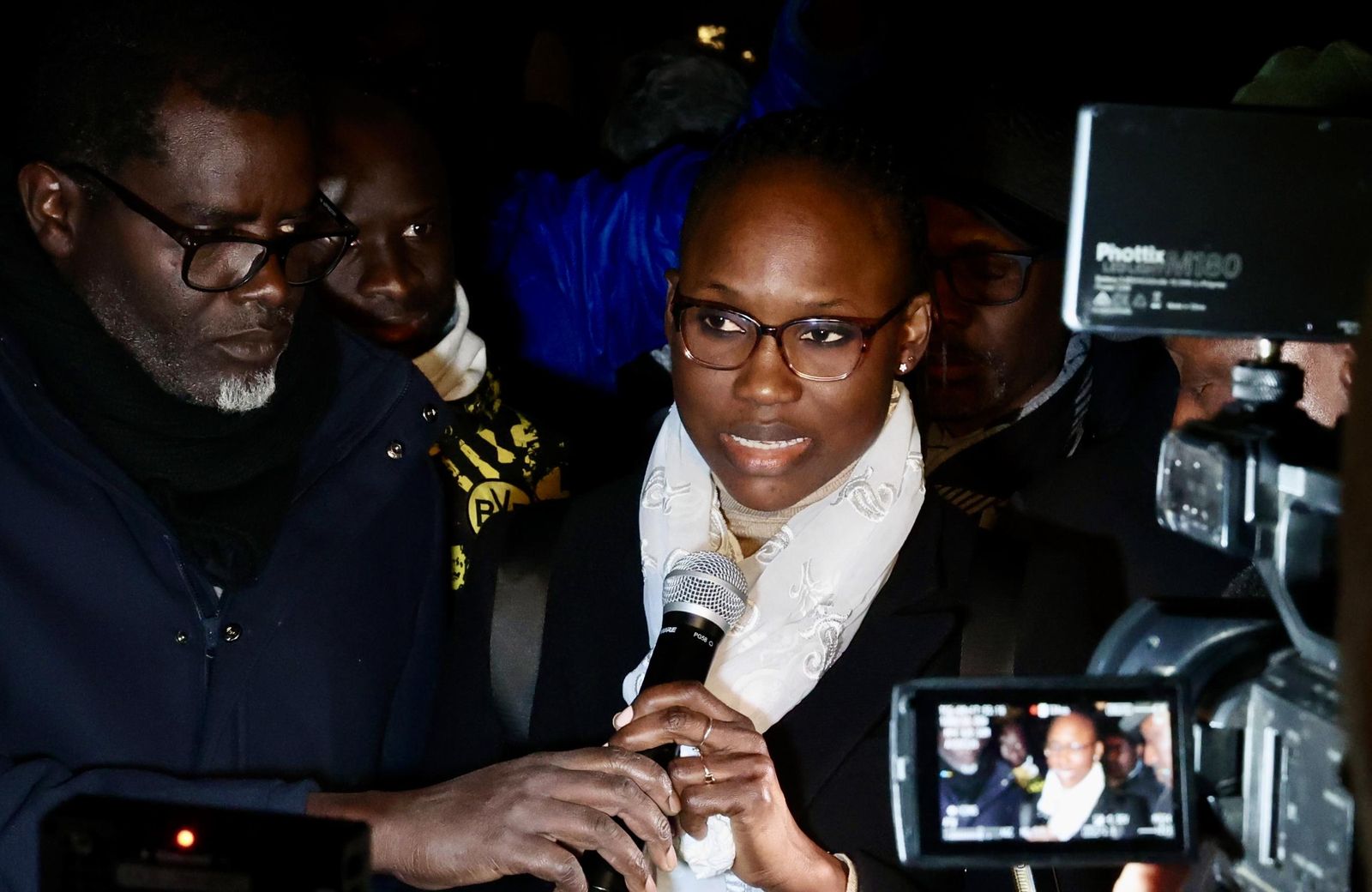 Concentración de senegaleses por la muerte de Mamouth