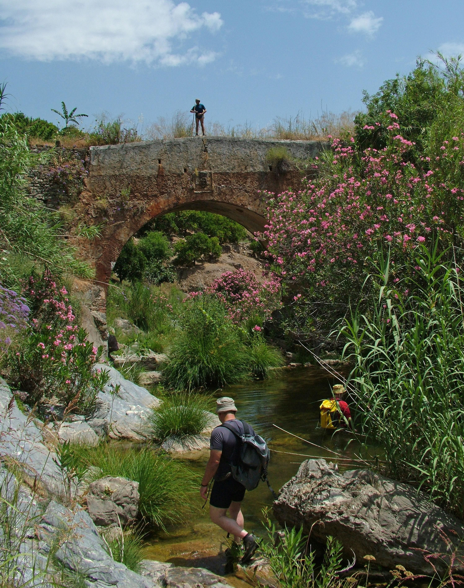 La senda del río Grande es una de las rutas más espectaculares de la provincia. La senda del río Grande es una de las rutas más espectaculares de la provincia.