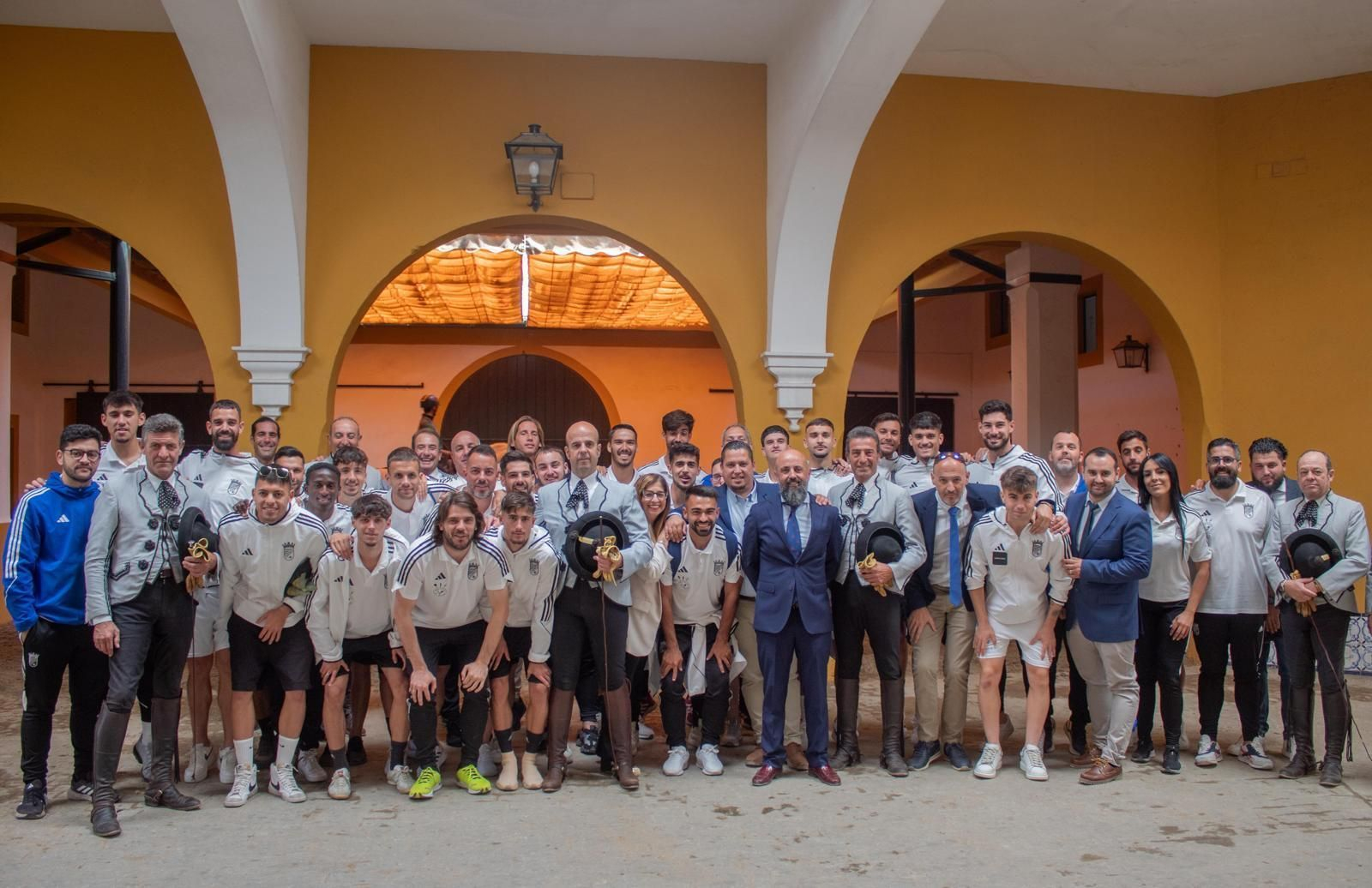 El Xerez CD ha visitado este jueves la Real Escuela del Arte Ecuestre.