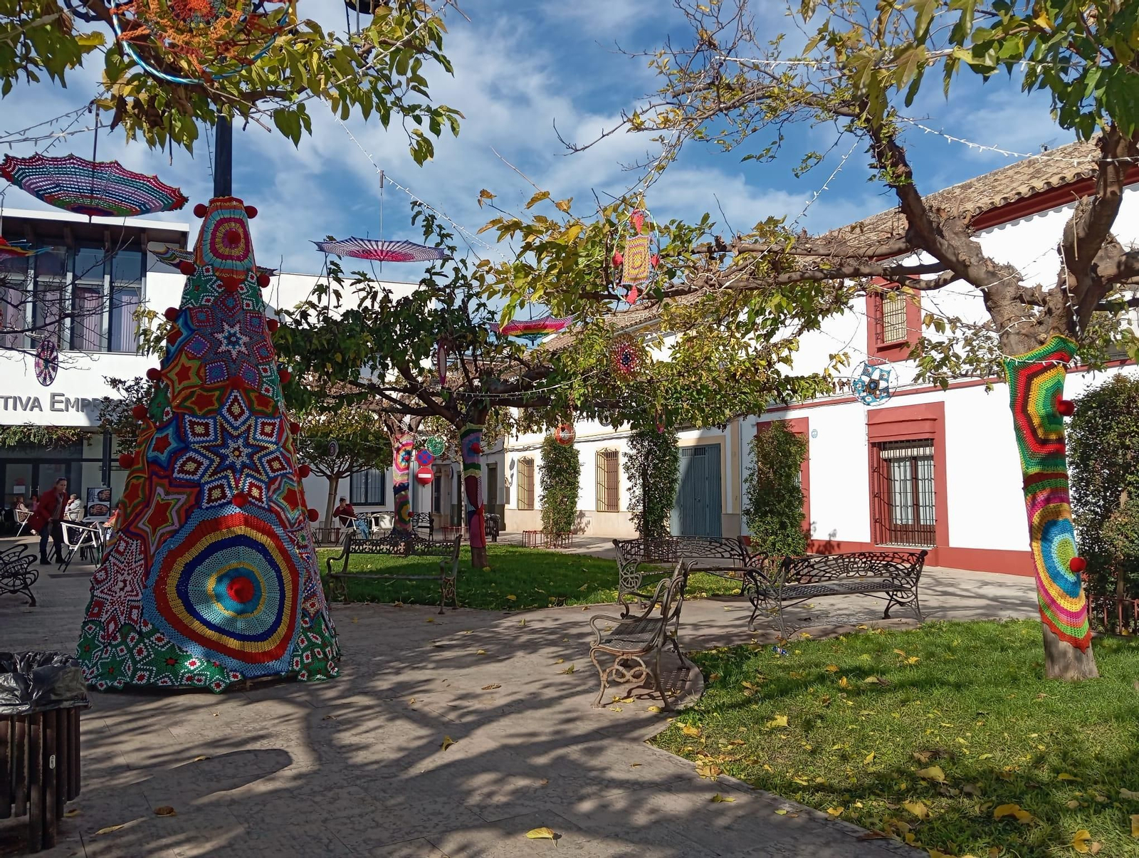 Las calles de Villafranca de Córdoba decoradas por Navidad