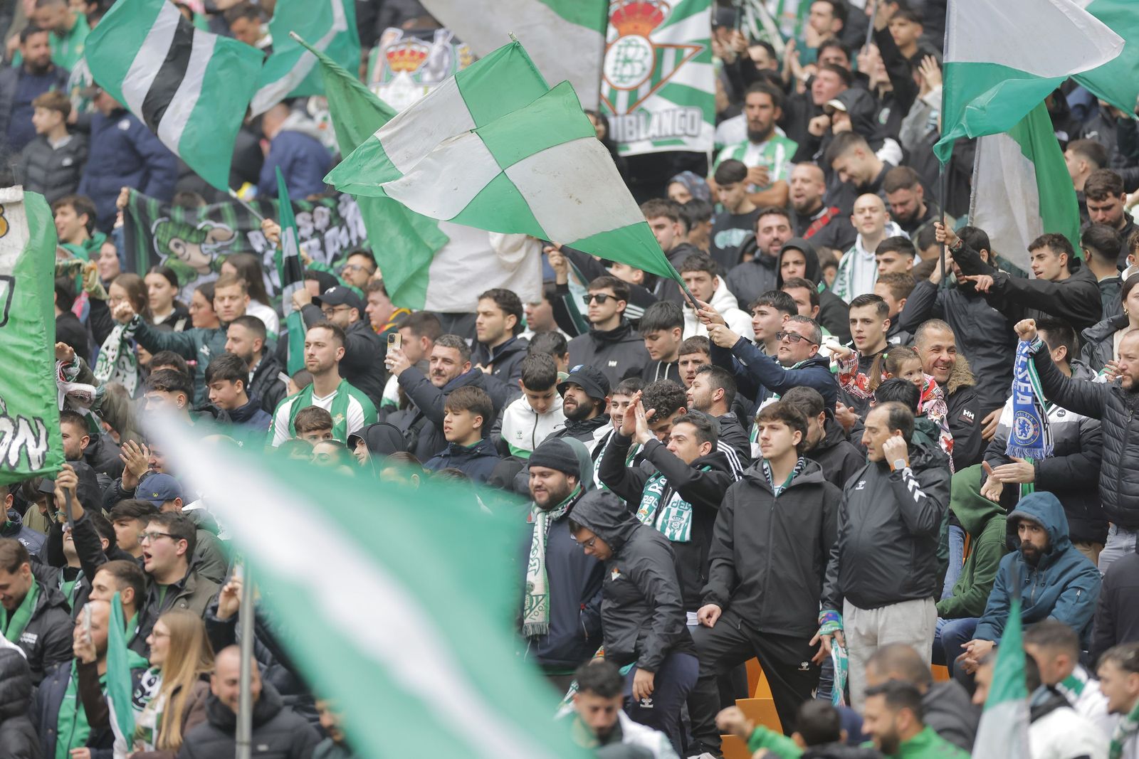 Búscate en las fotos del Betis - Valencia
