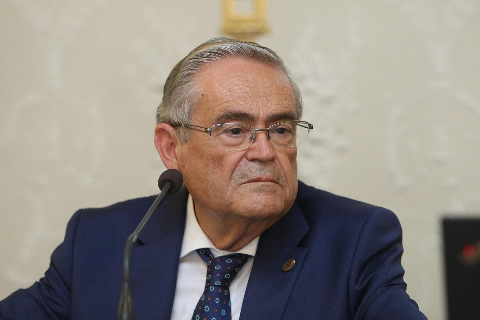 Fotogalería libro 'Uniendo dos contienentes', de Medgaz