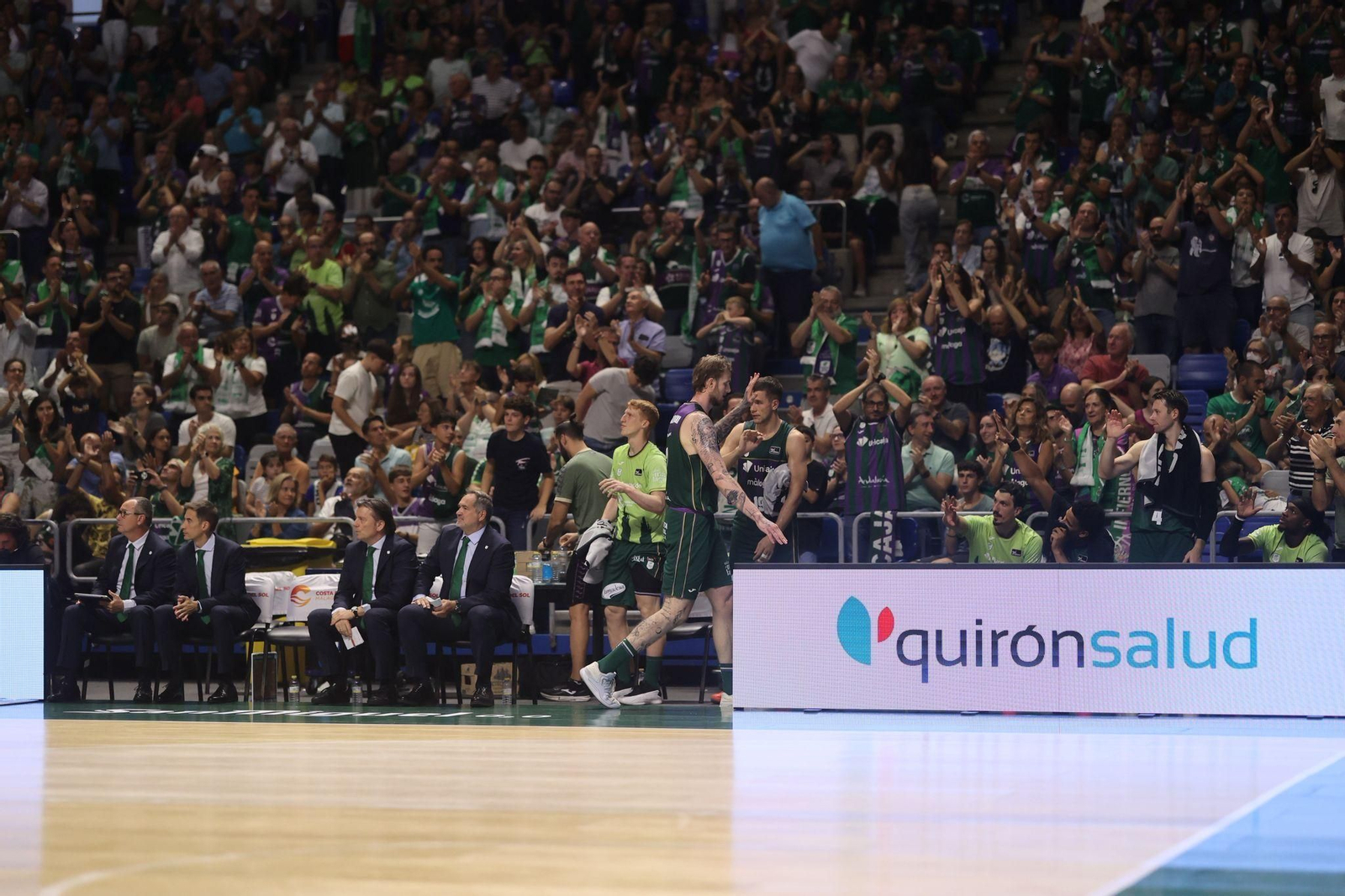 Búscate en el Carpena durante el Unicaja - Bilbao Basket
