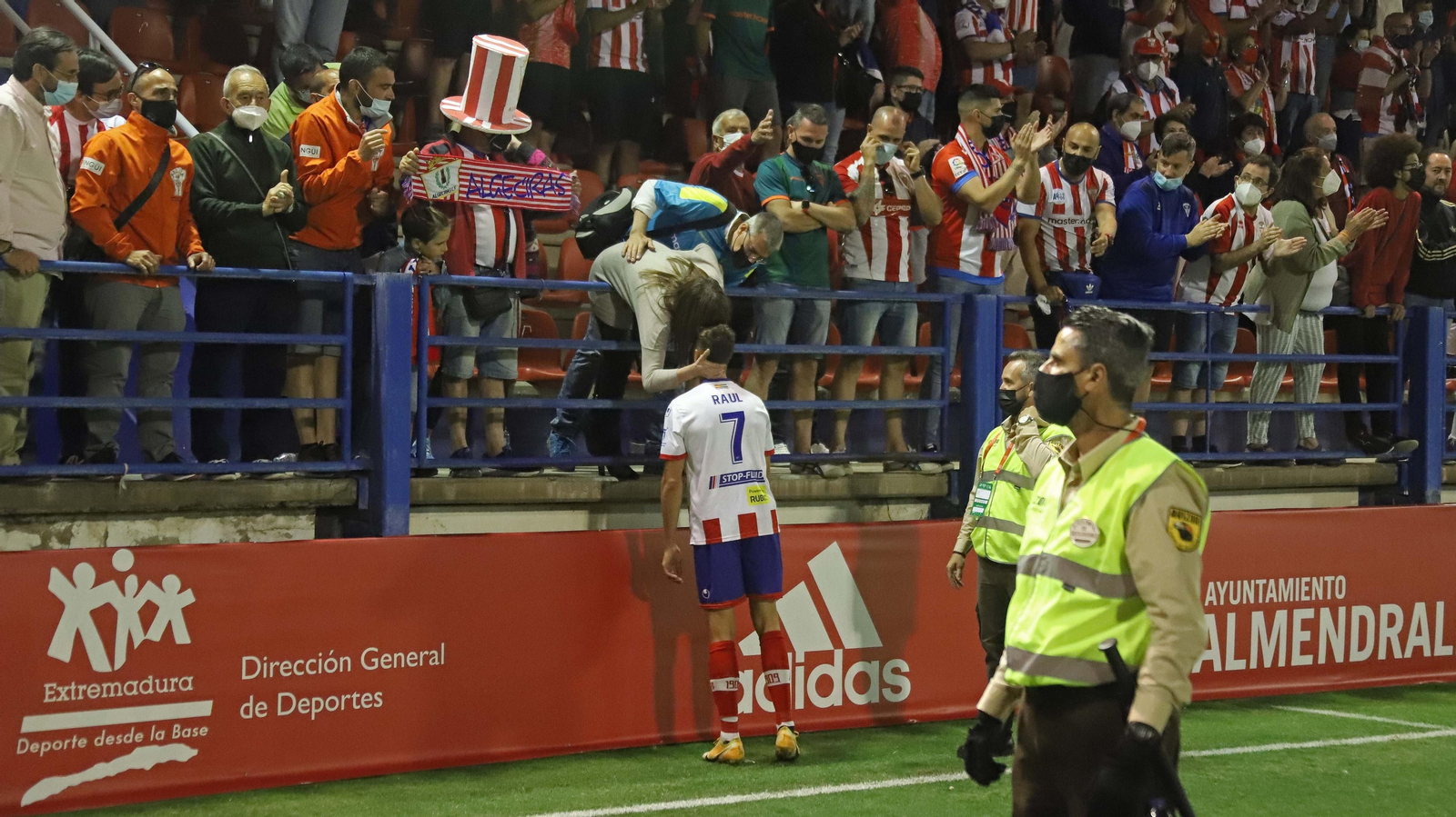 Las mejores fotos del Real Sociedad B - Algeciras CF