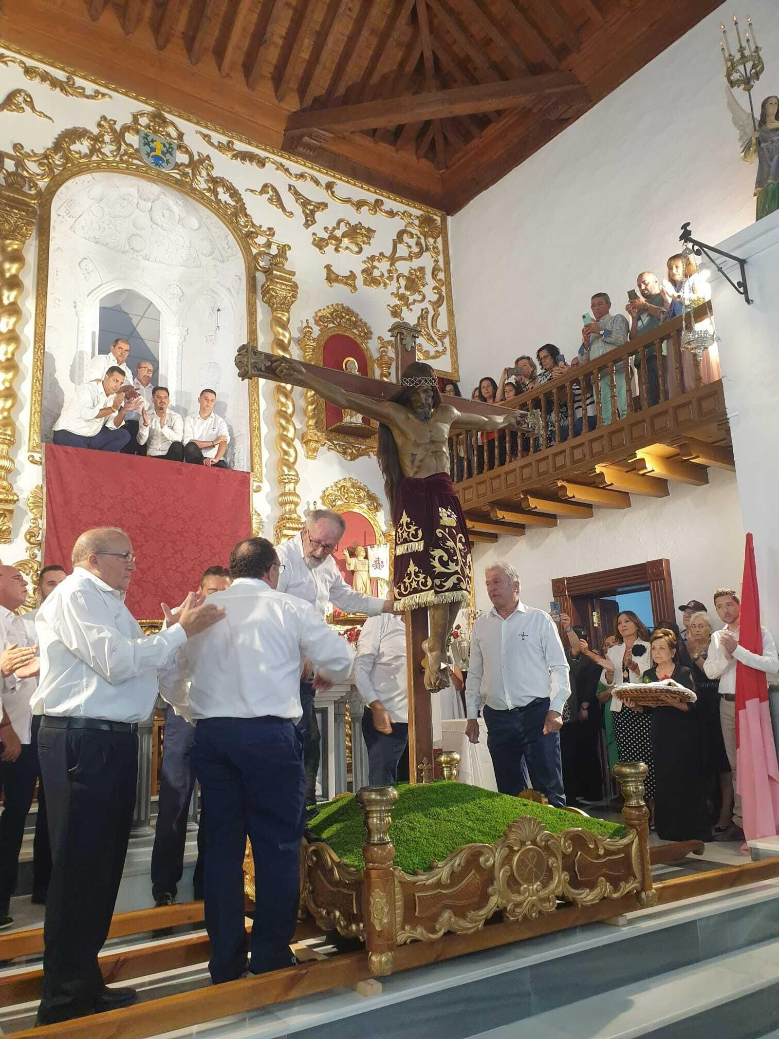 La procesión del Cristo del Bosque de Bacares, en imágenes