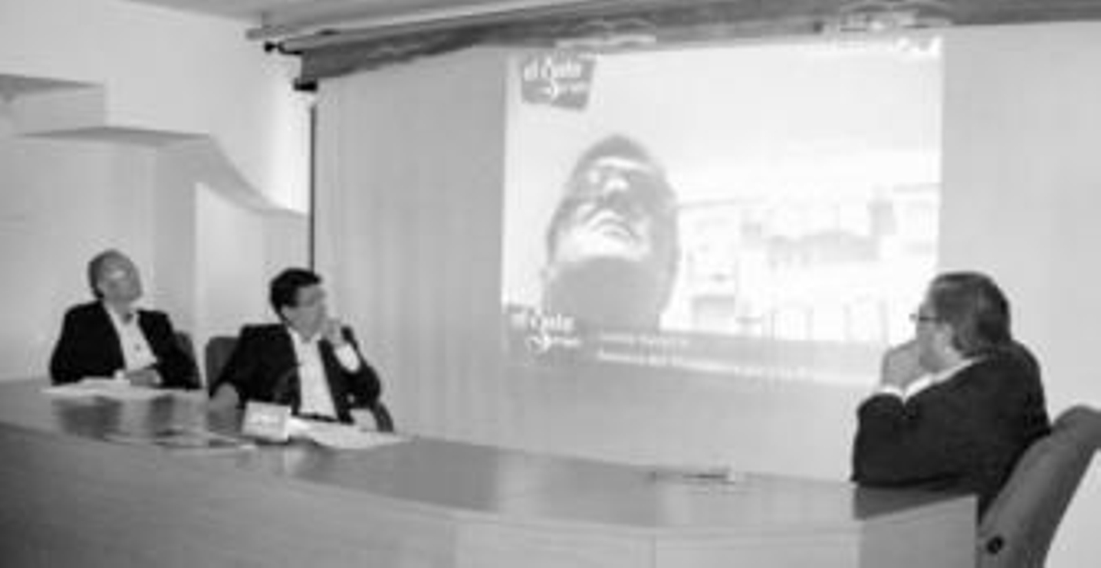 Los responsables del PP durante la emisión del vídeo grabado con cámara oculta en la Diputación de Almería por la cadena Intereconomía.