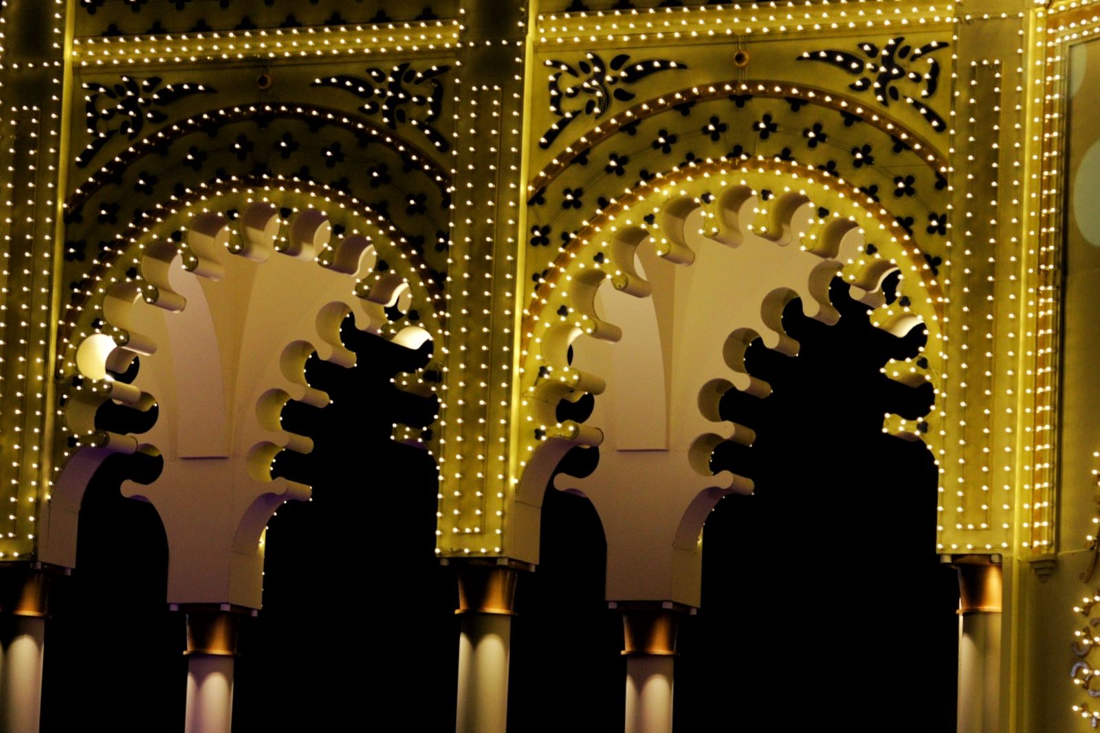 El pregón de Javier Castillo en la Feria de Málaga, en imágenes