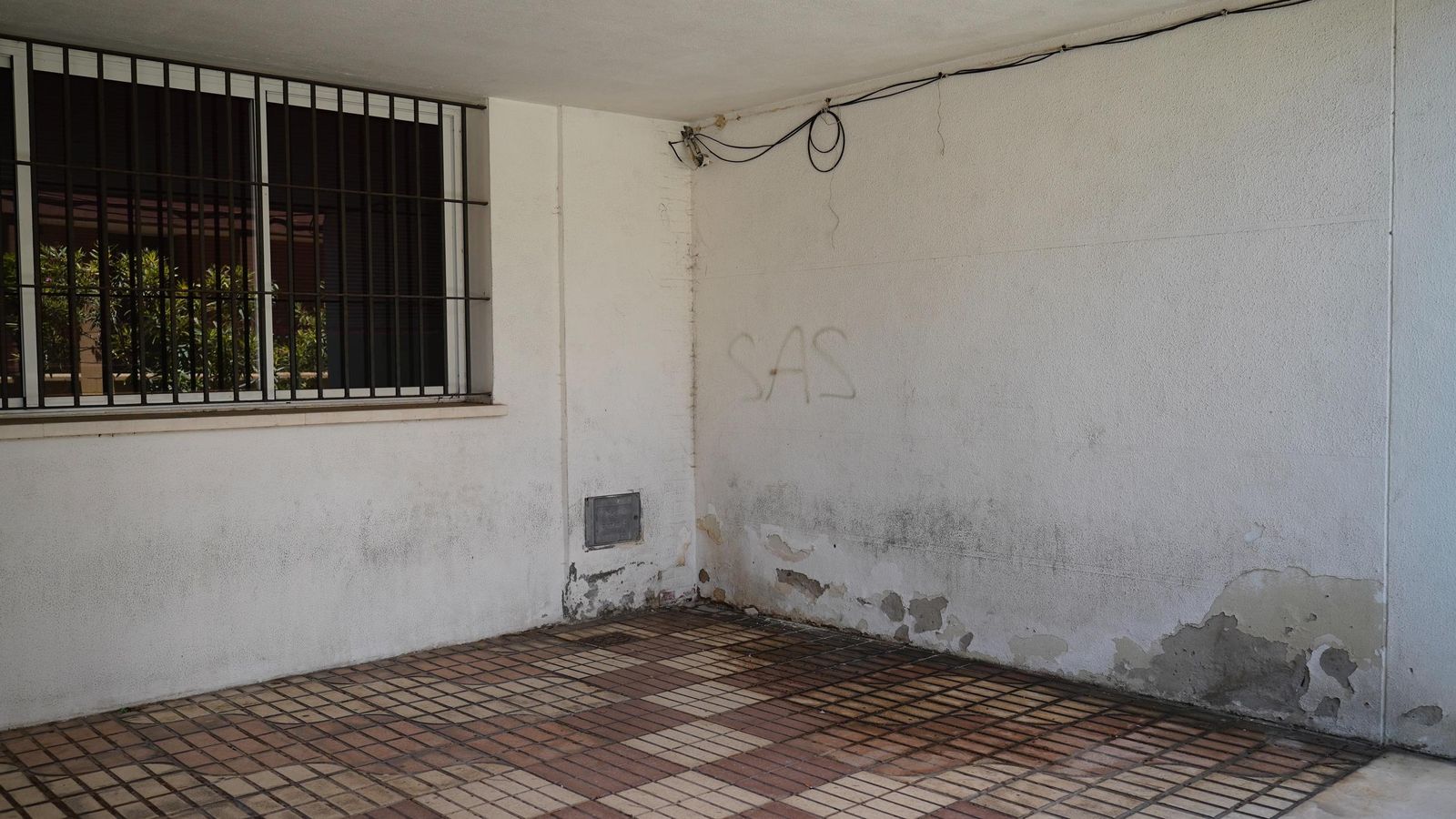 Así es la dejadez en el Centro Cívico de la reconquista.