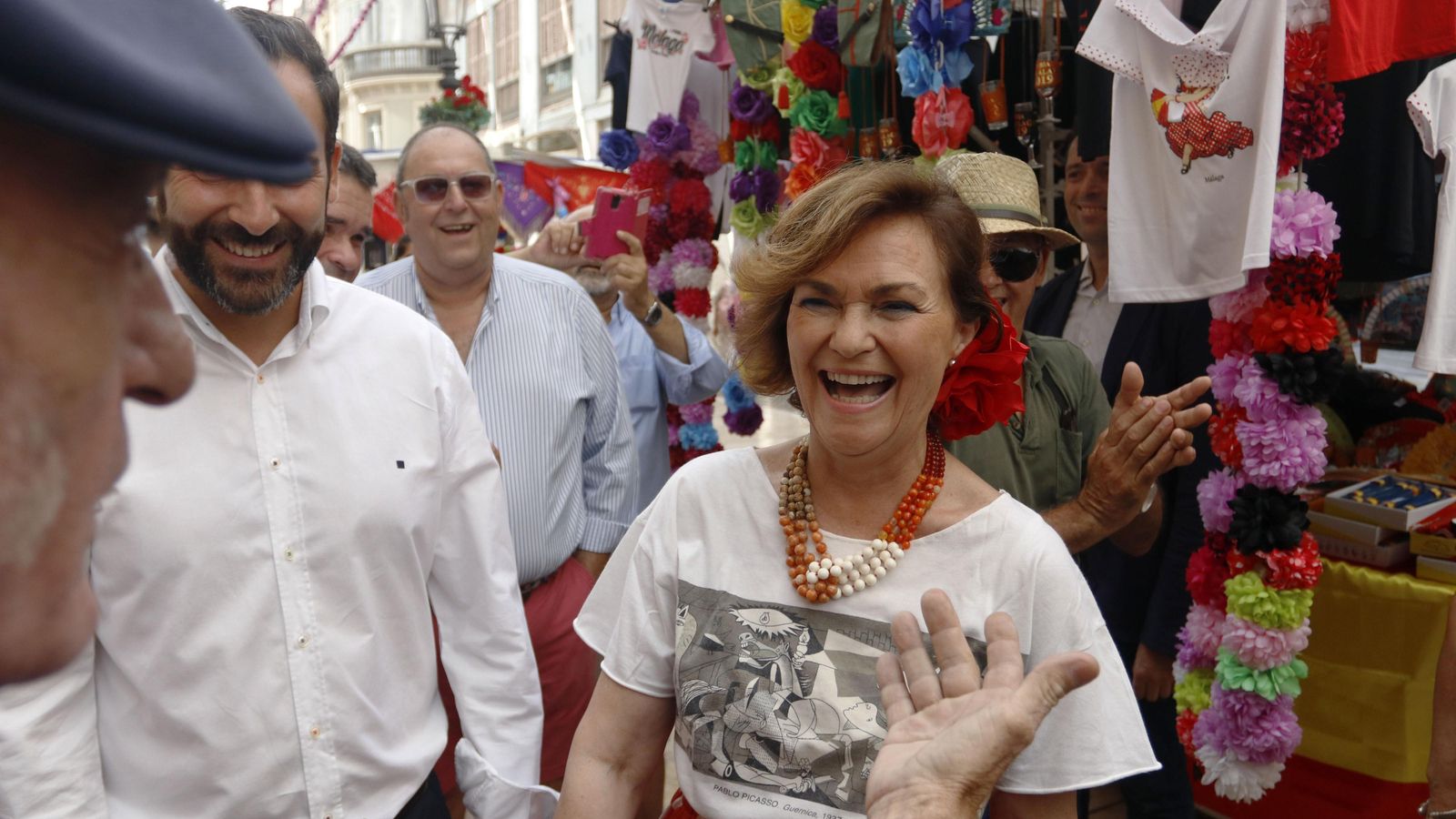 La vicepresidenta del Gobierno, Carmen Calvo, agasajada en su Málaga picassiana.