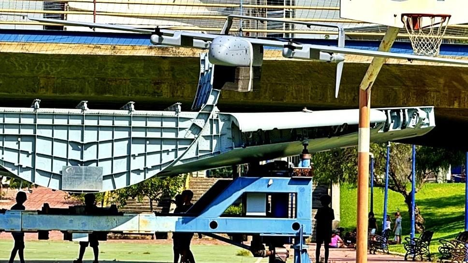 Hito en la Universidad de Sevilla: el primer dron propulsado por hidrógeno verde