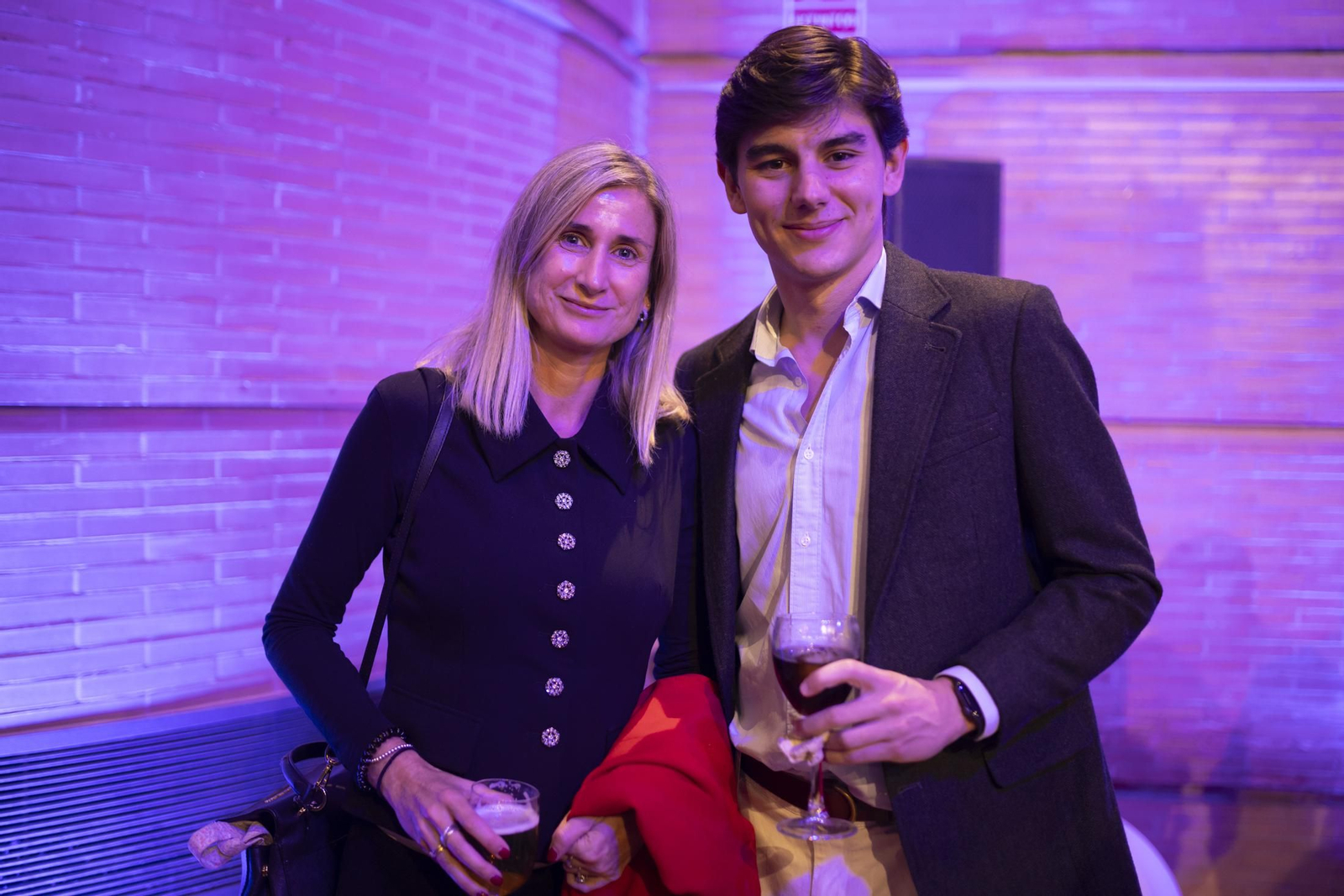 Imágenes de la recepción a los invitados a la gala del 40 aniversario de Huelva Información