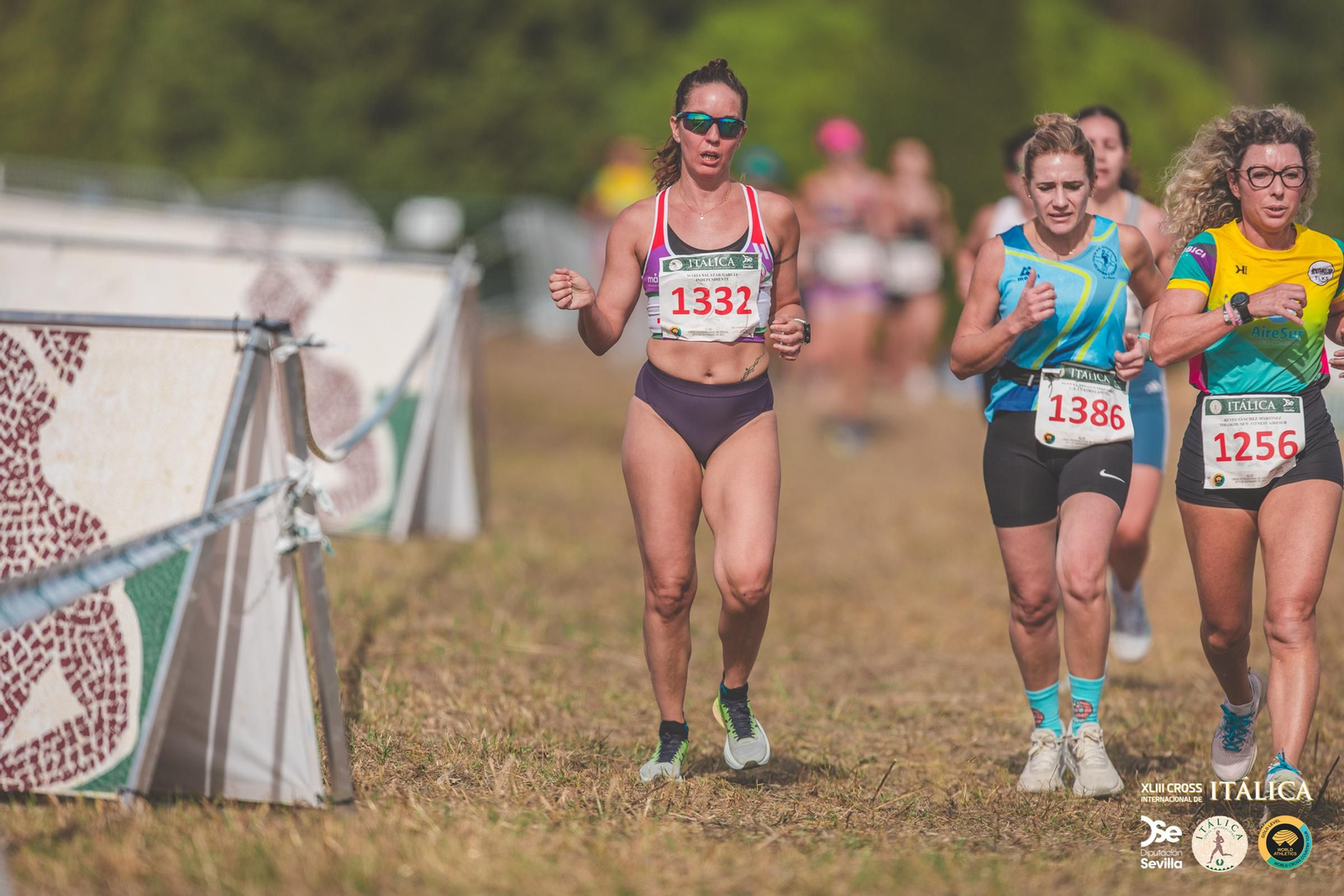 Búscate en las fotos del Cross de Itálica 2025 | 1