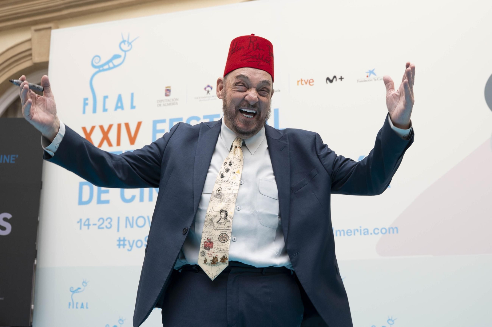 La estrella a JOHN RHYS-DAVIES luce en el paseo de la fama de Almería