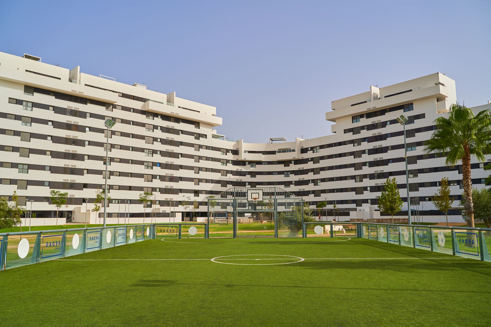 Campo de fútbol de Jardines del Rosario