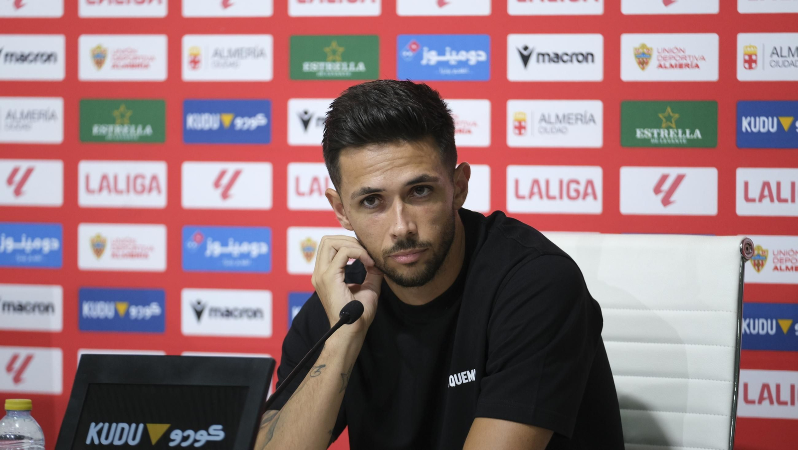 Presentación de jugadores de la U.D. Almería, en imágenes