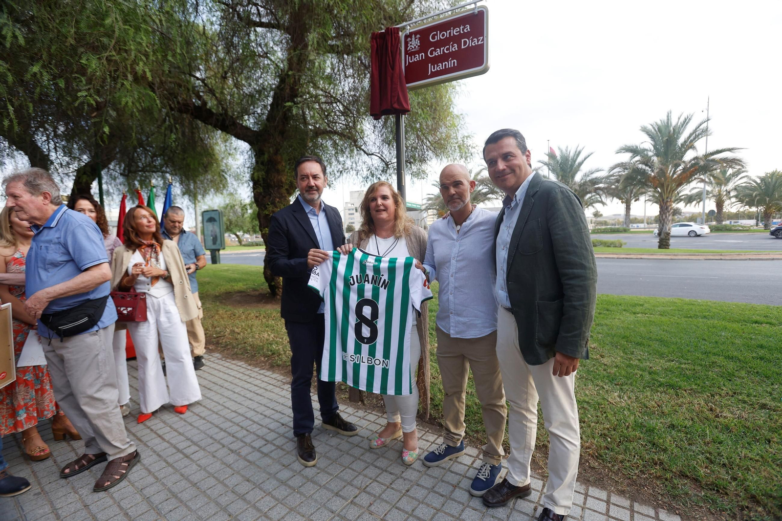 Las mejores imágenes del acto en homenaje a Juanín, leyenda del Córdoba CF