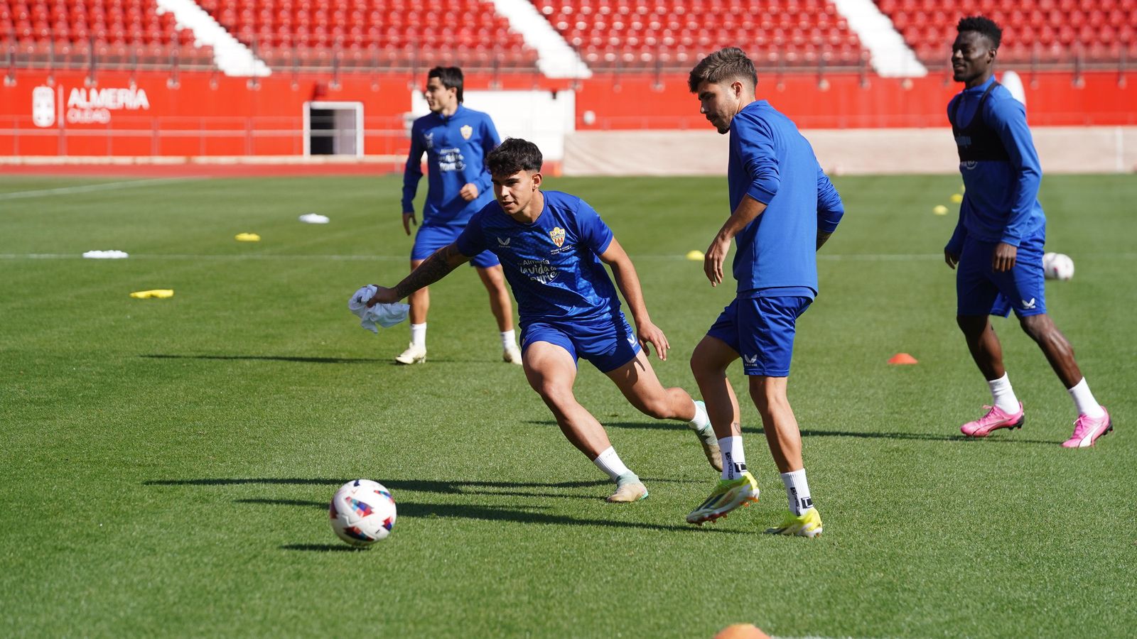 Marcos Peña estará presente en Gran Canaria con el primer equipo.