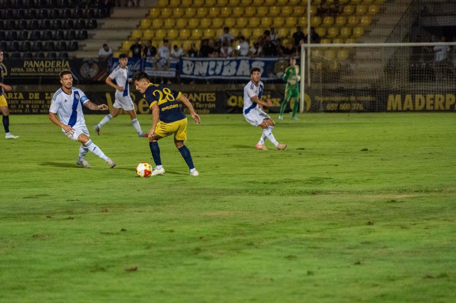 Imágenes del partido AD Merida - Recreativo de Huelva del Trofeo de la Bella