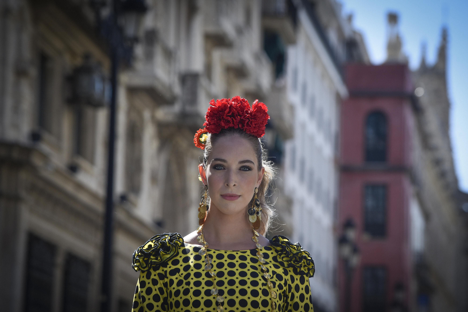 El desfile de moda flamenca de la Avenida de la Constitución, en imágenes